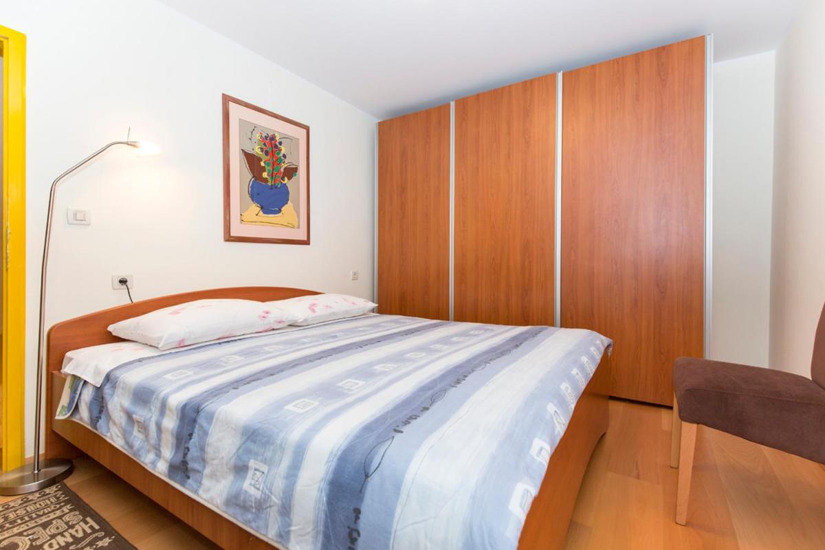 Apartment - Split Level photo 1