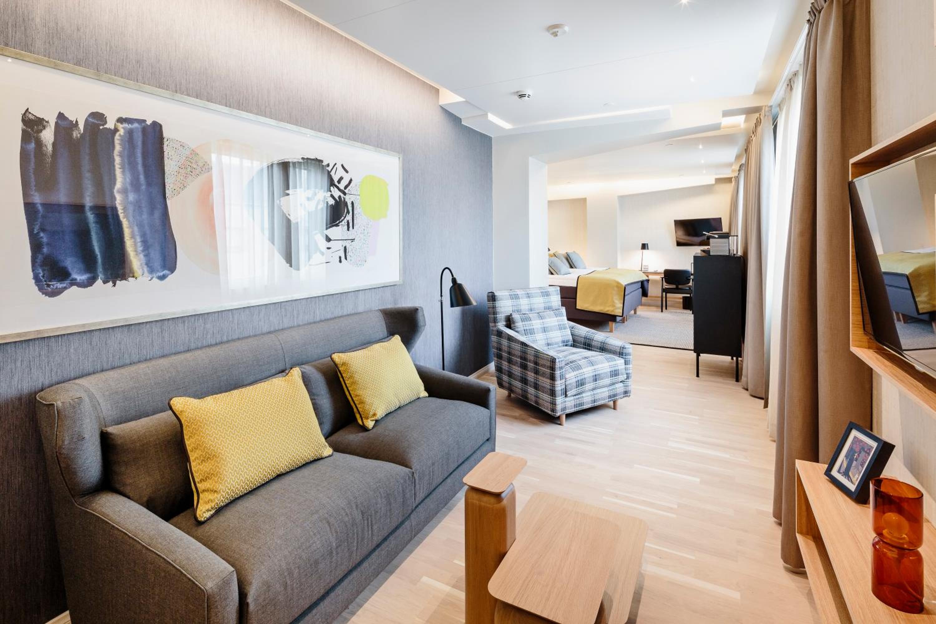 One-Bedroom Suite