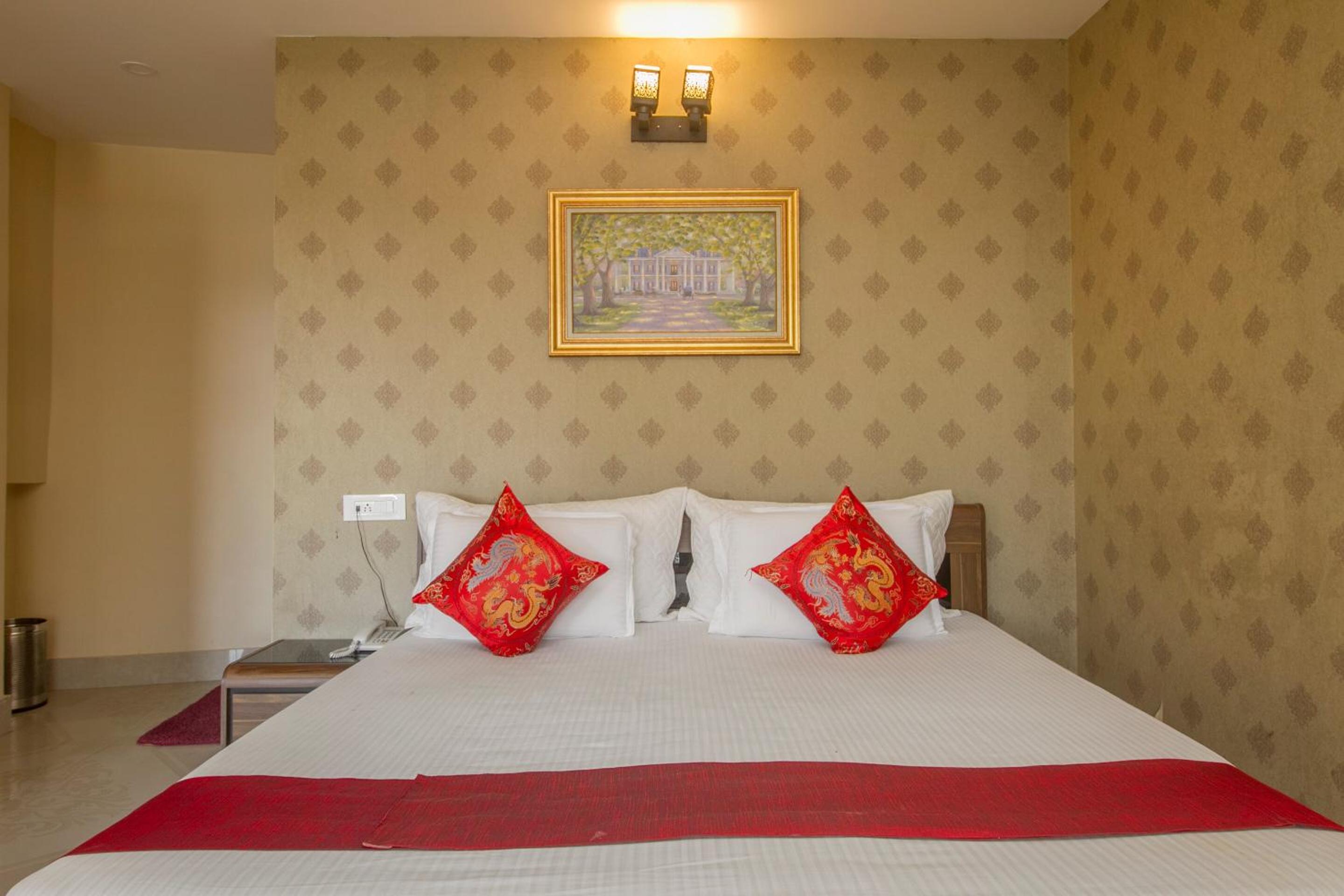 Double Room with Lake View photo 2