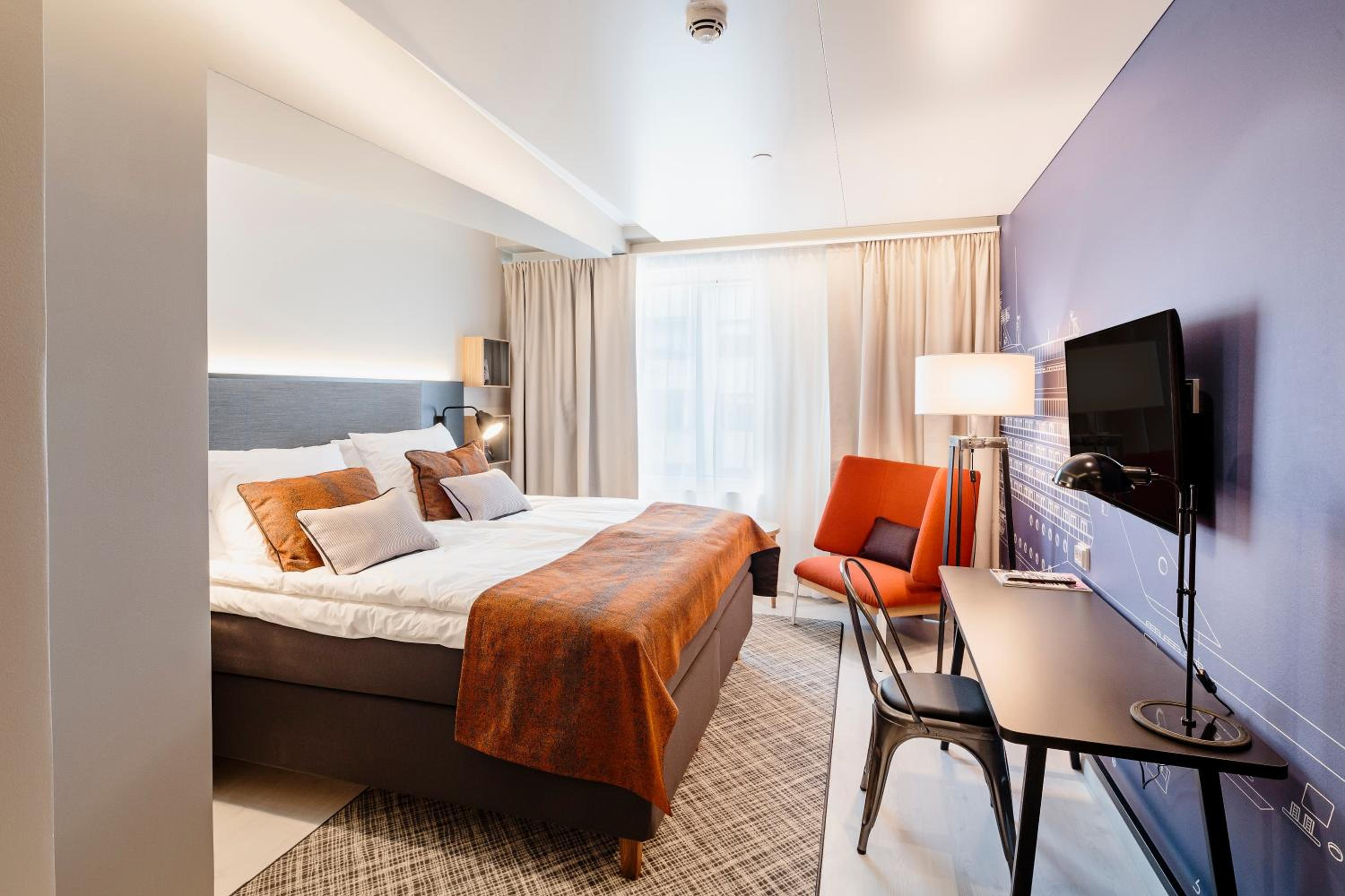 Standard King Room