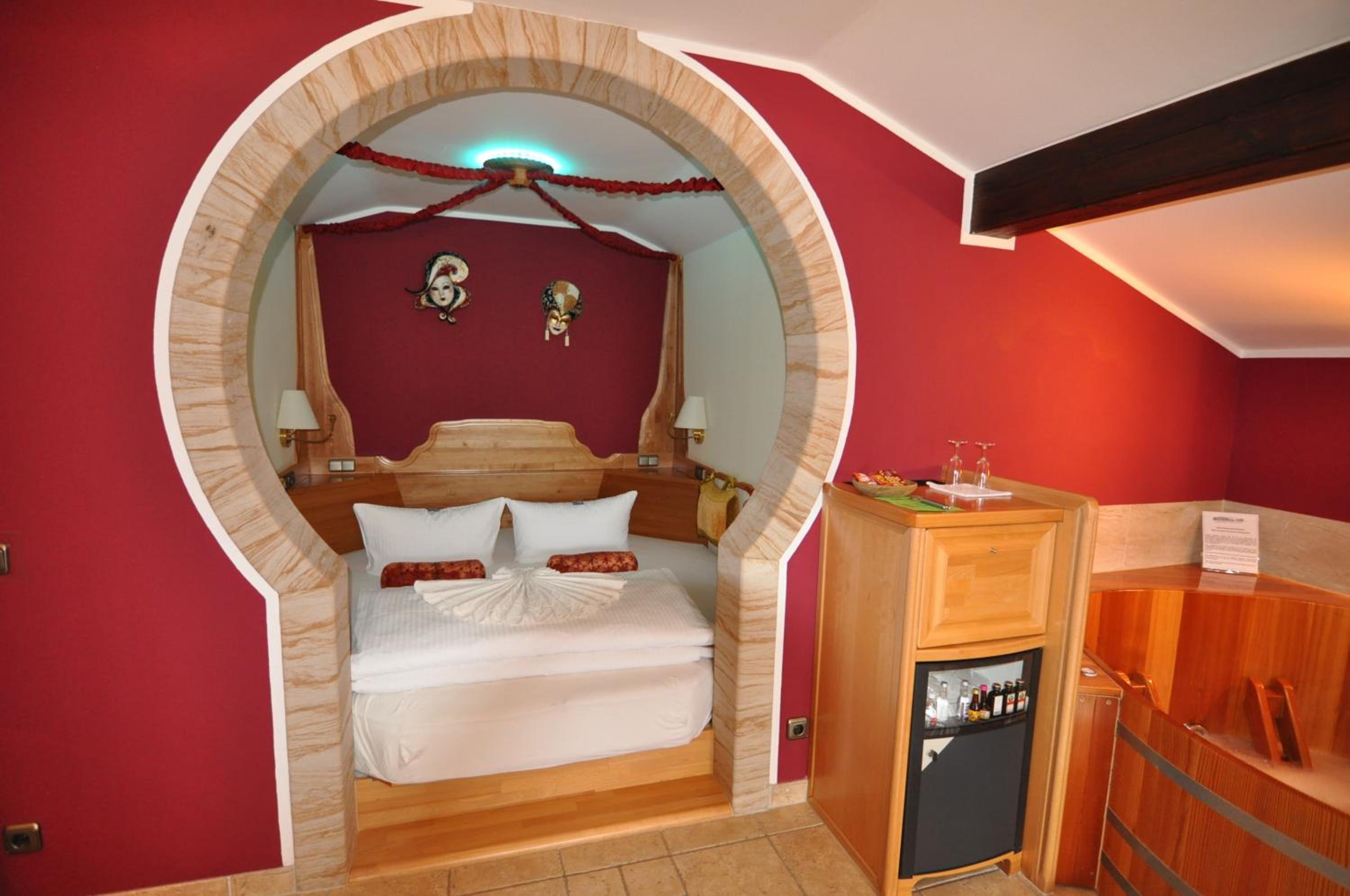 Superior King Room photo 2