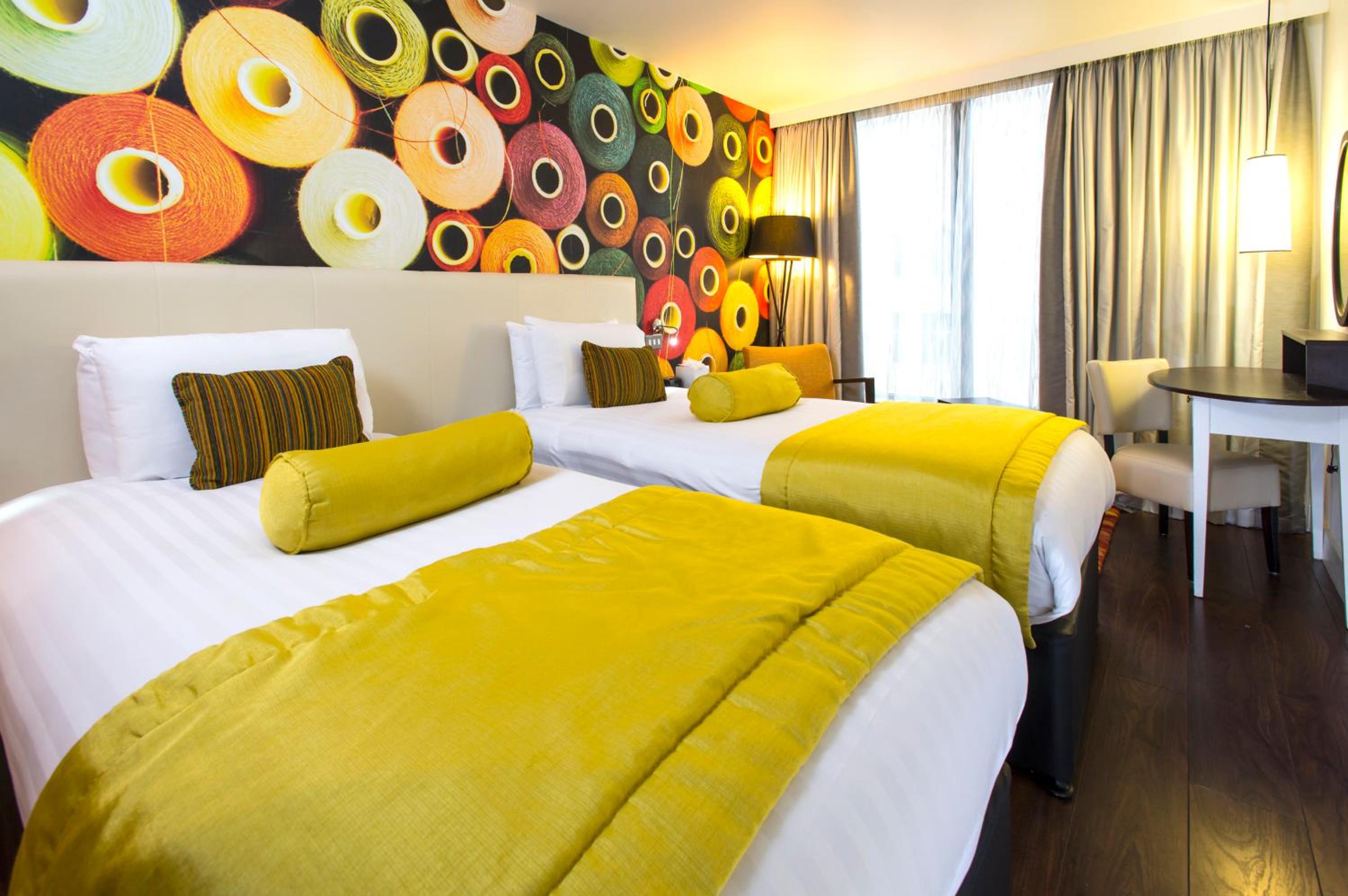 Standard Twin Room - Photo 5
