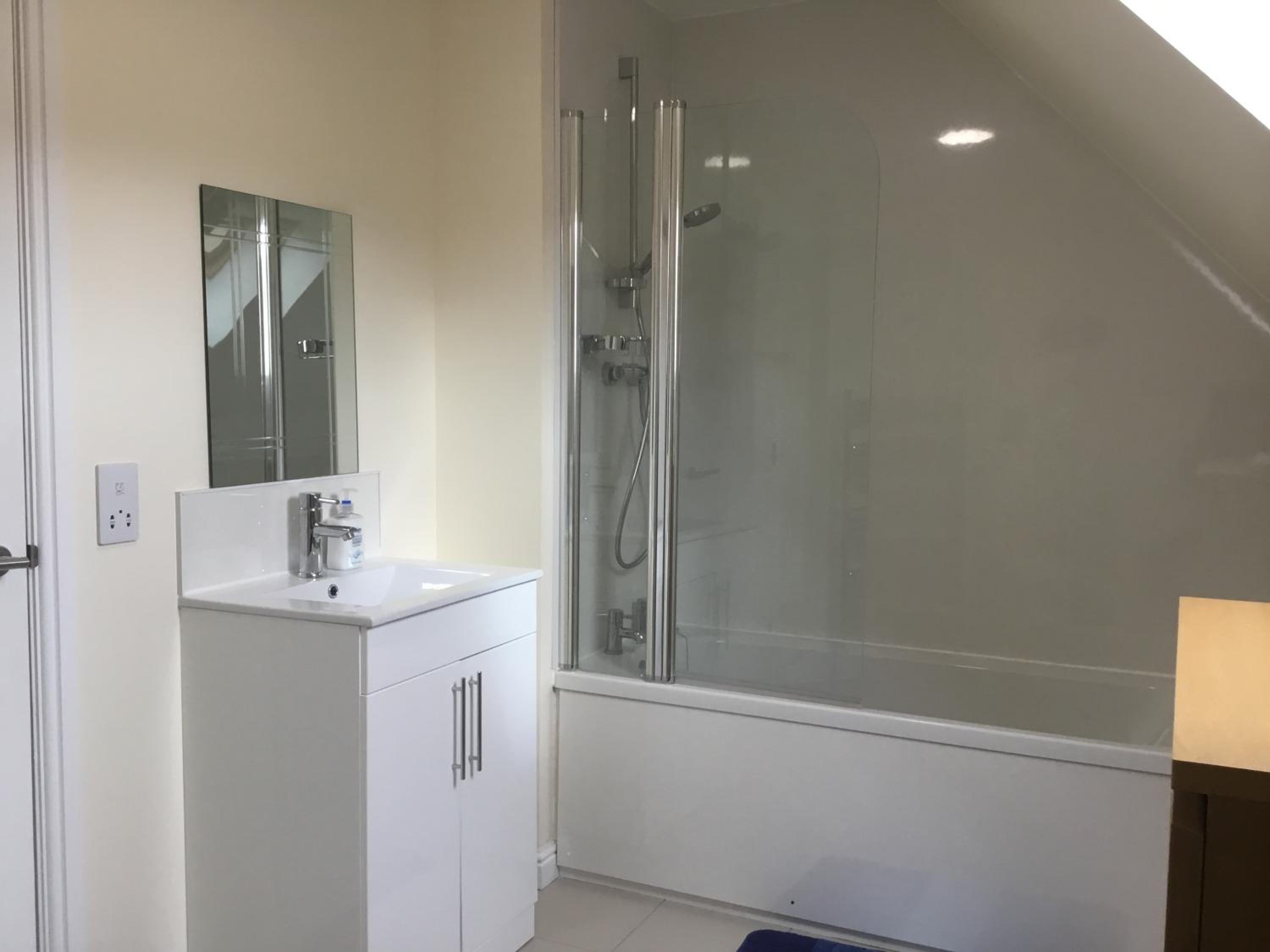Standard Twin Room photo 2