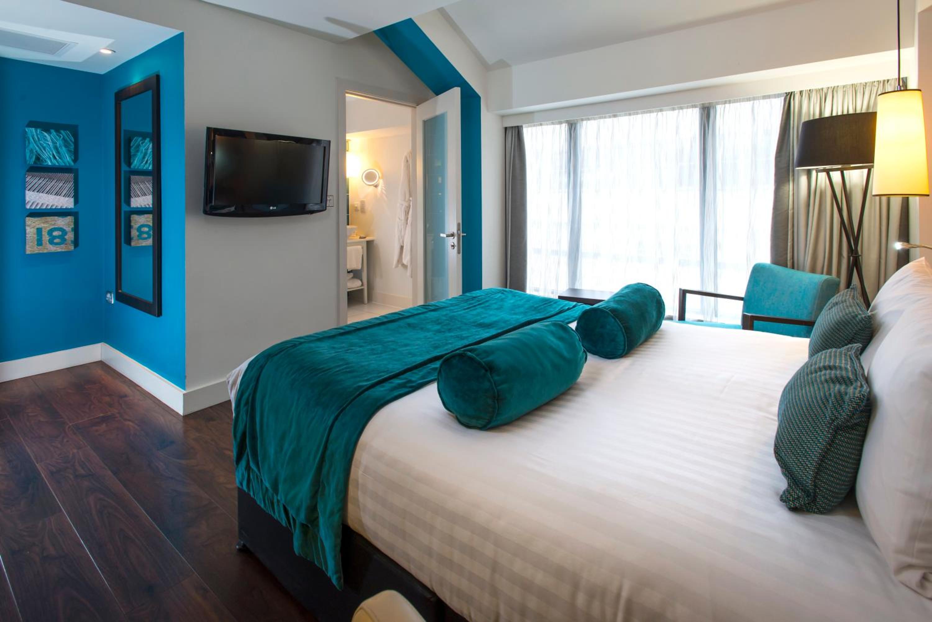 Standard Double Room - Photo 5