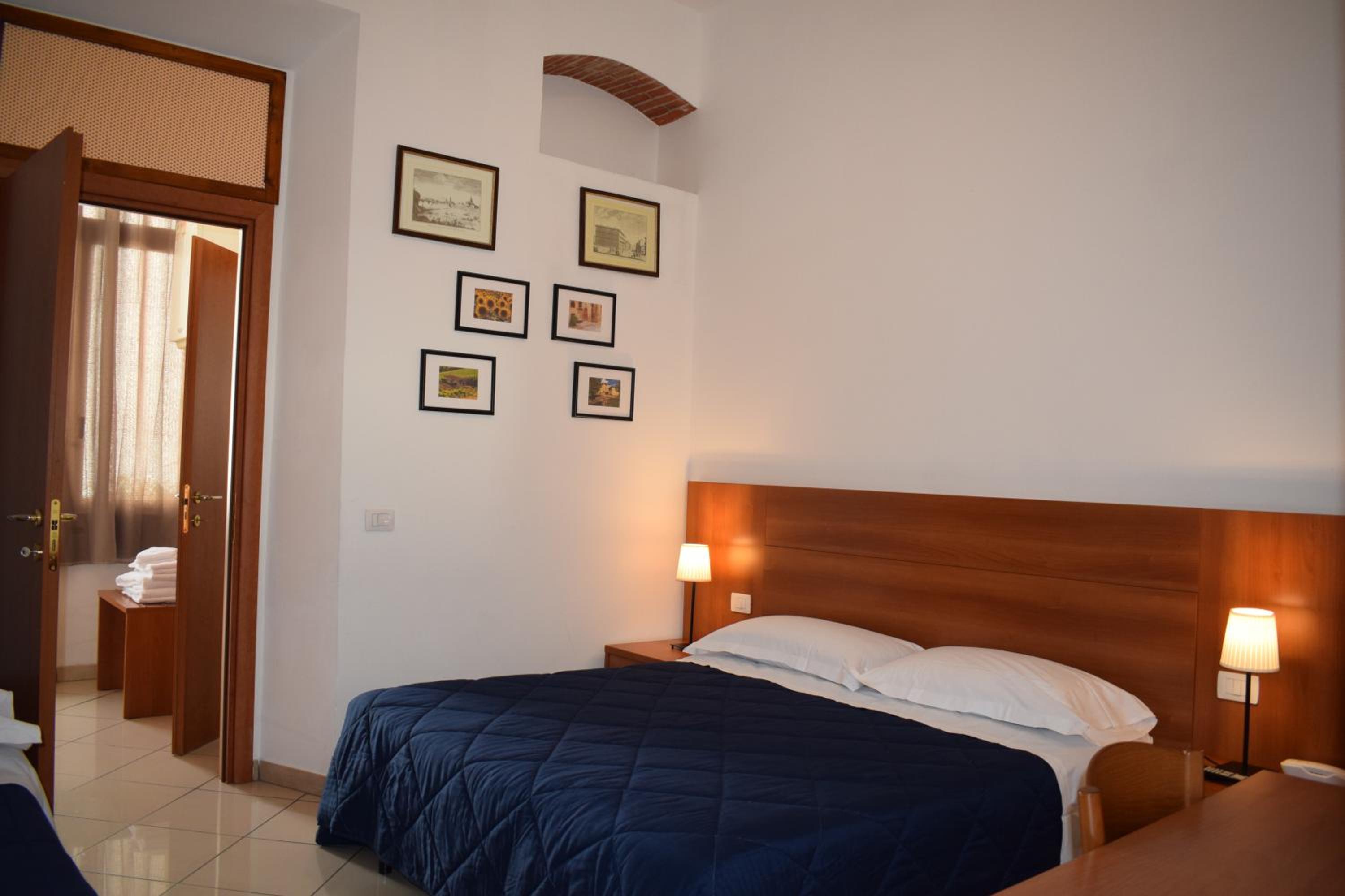 Triple Room photo 2