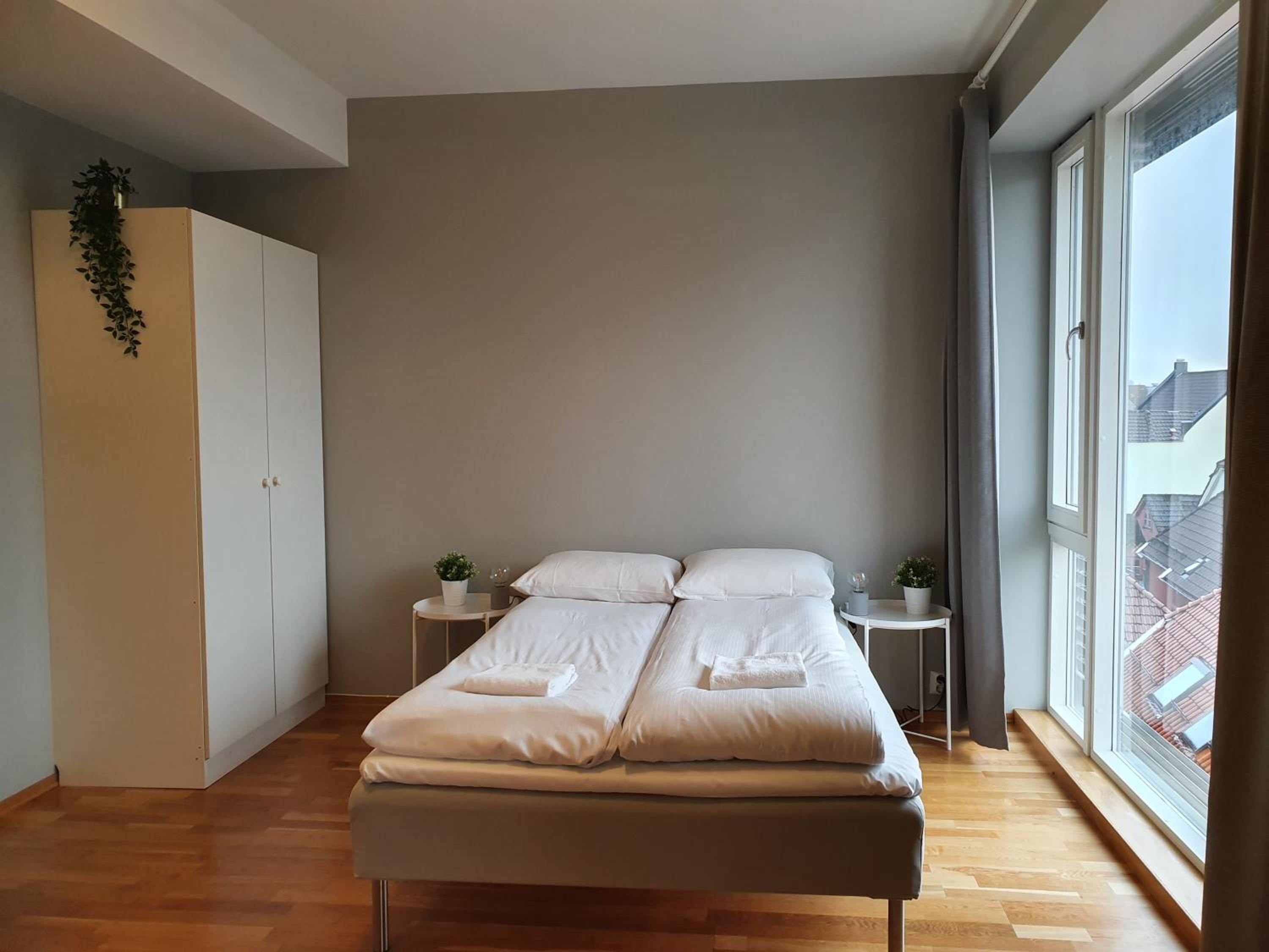 Studio Apartment photo 1