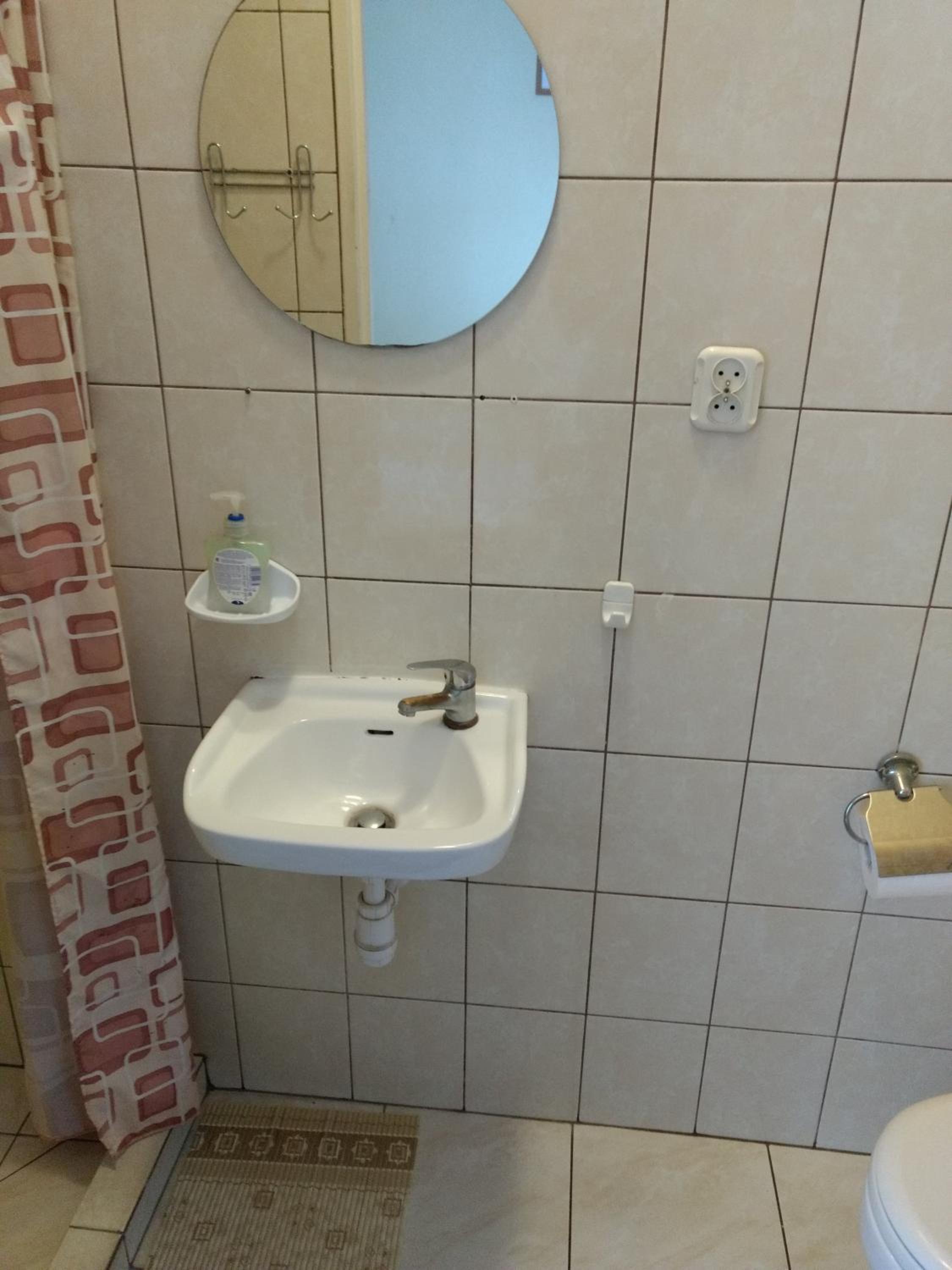 Quadruple Room with Private Bathroom