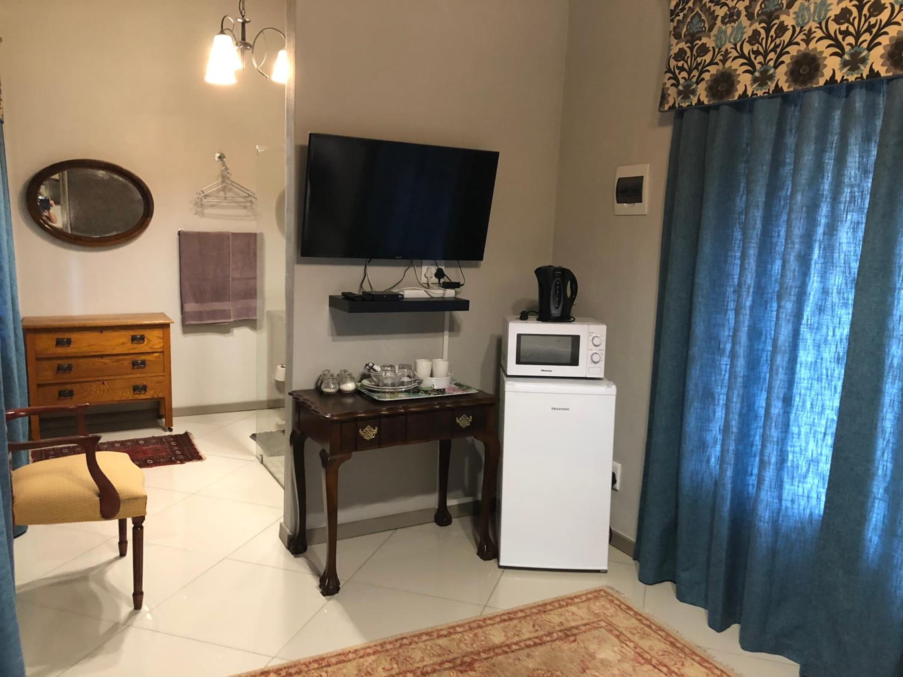 Classic Double Room - Photo 29