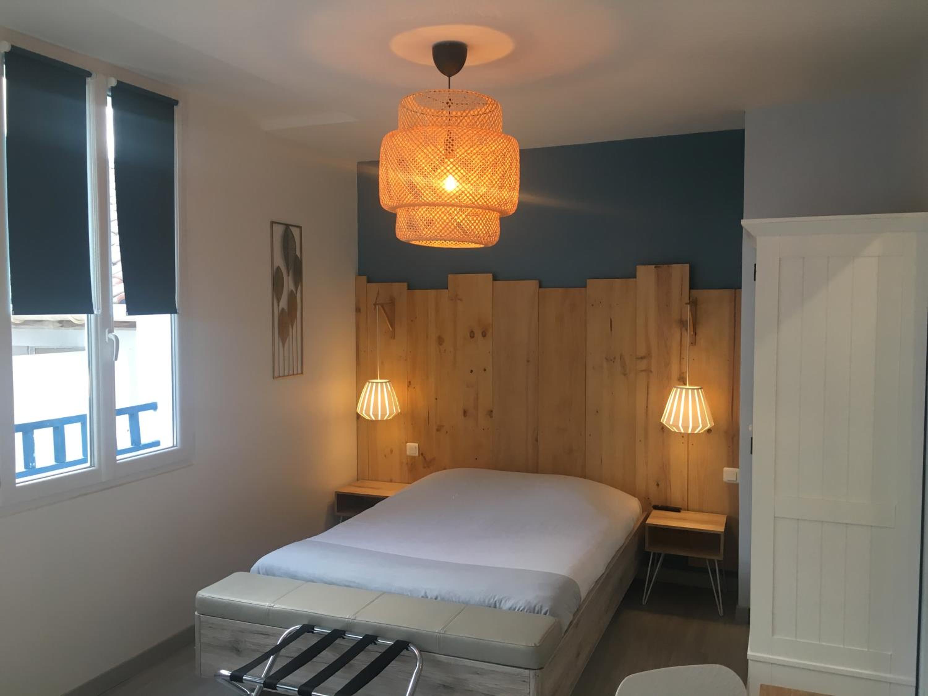 Standard Triple Room - Photo 4
