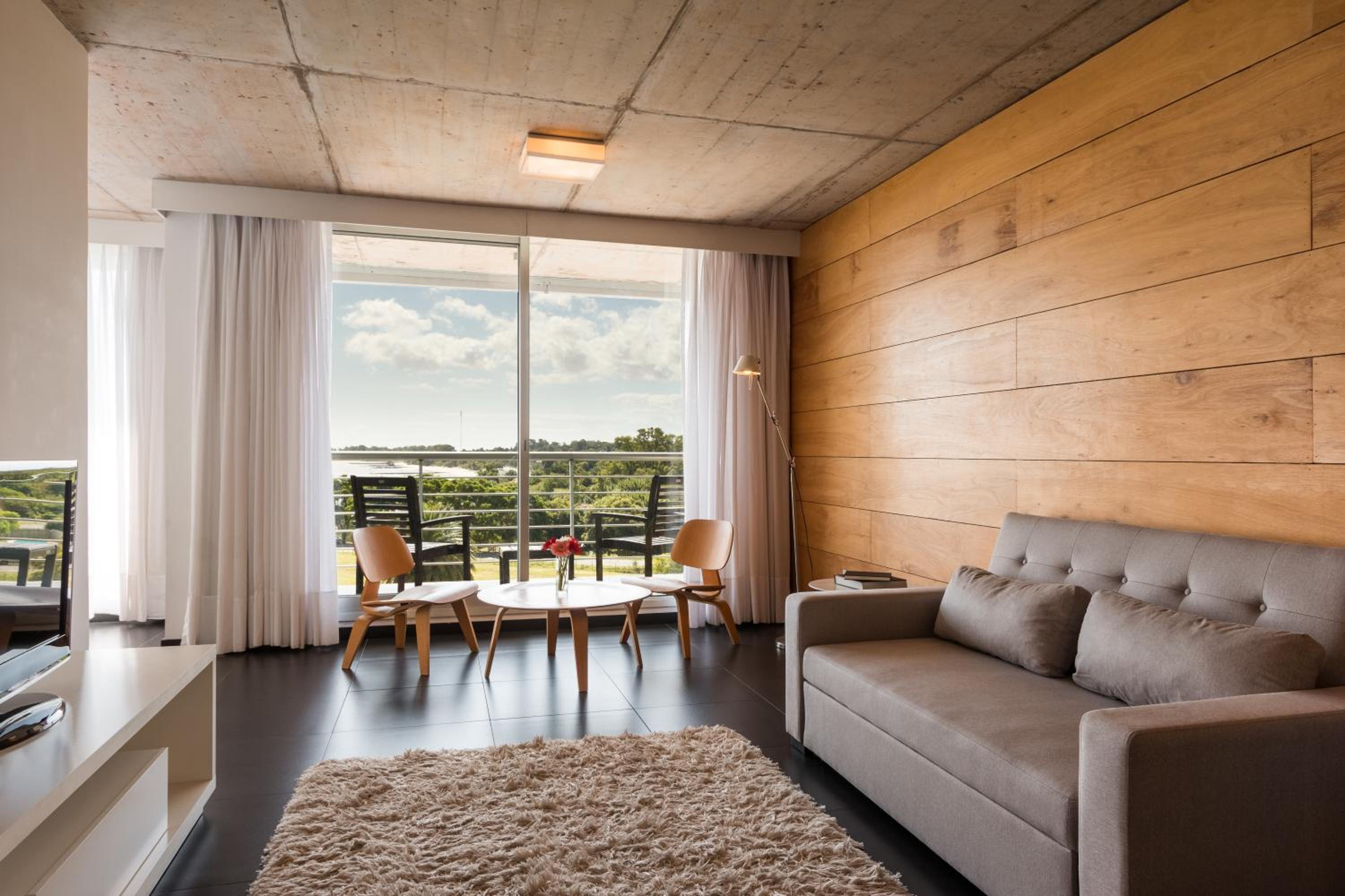 Suite with River View photo 2