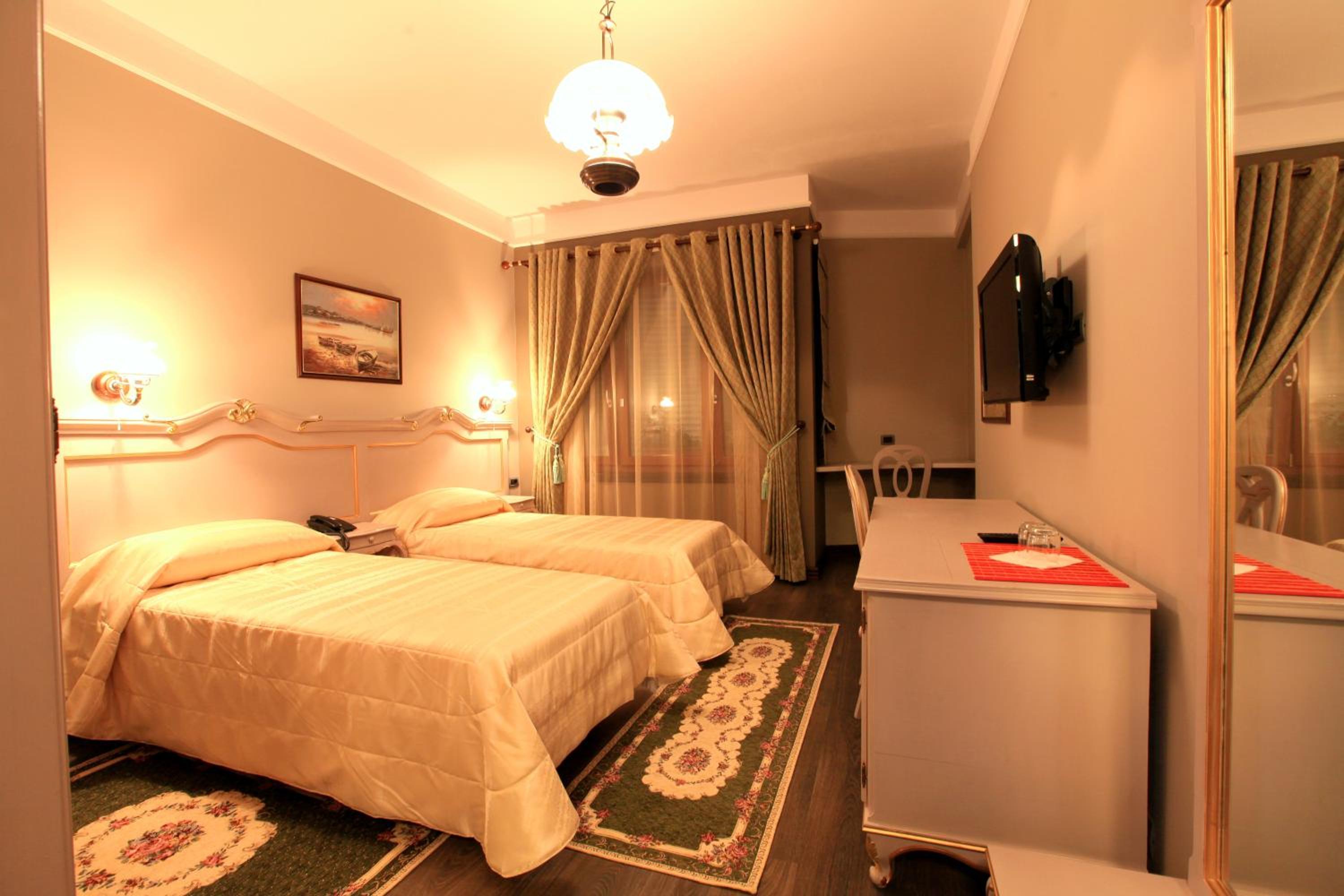 Twin Room photo 2