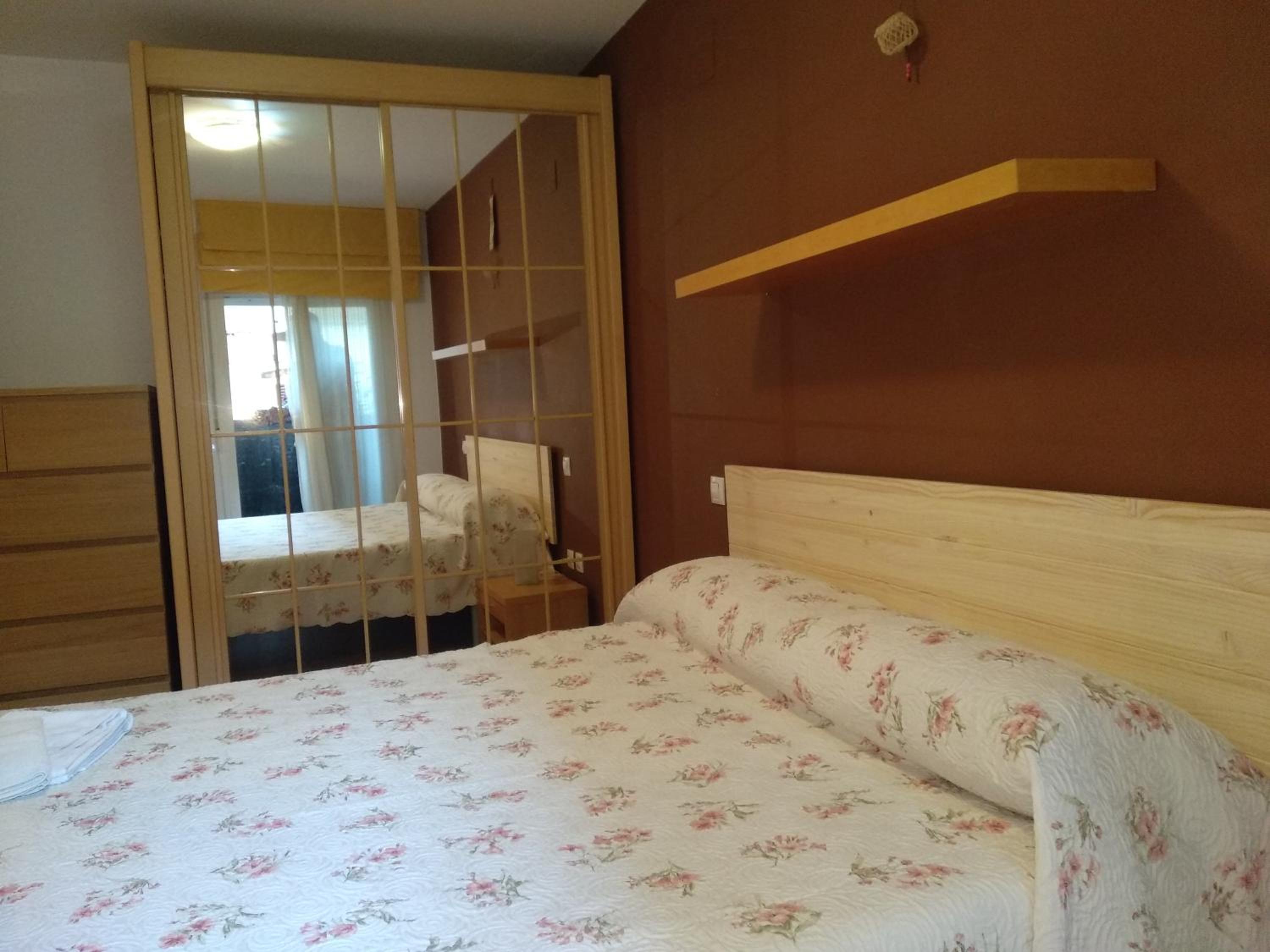 Two-Bedroom Apartment - Photo 3