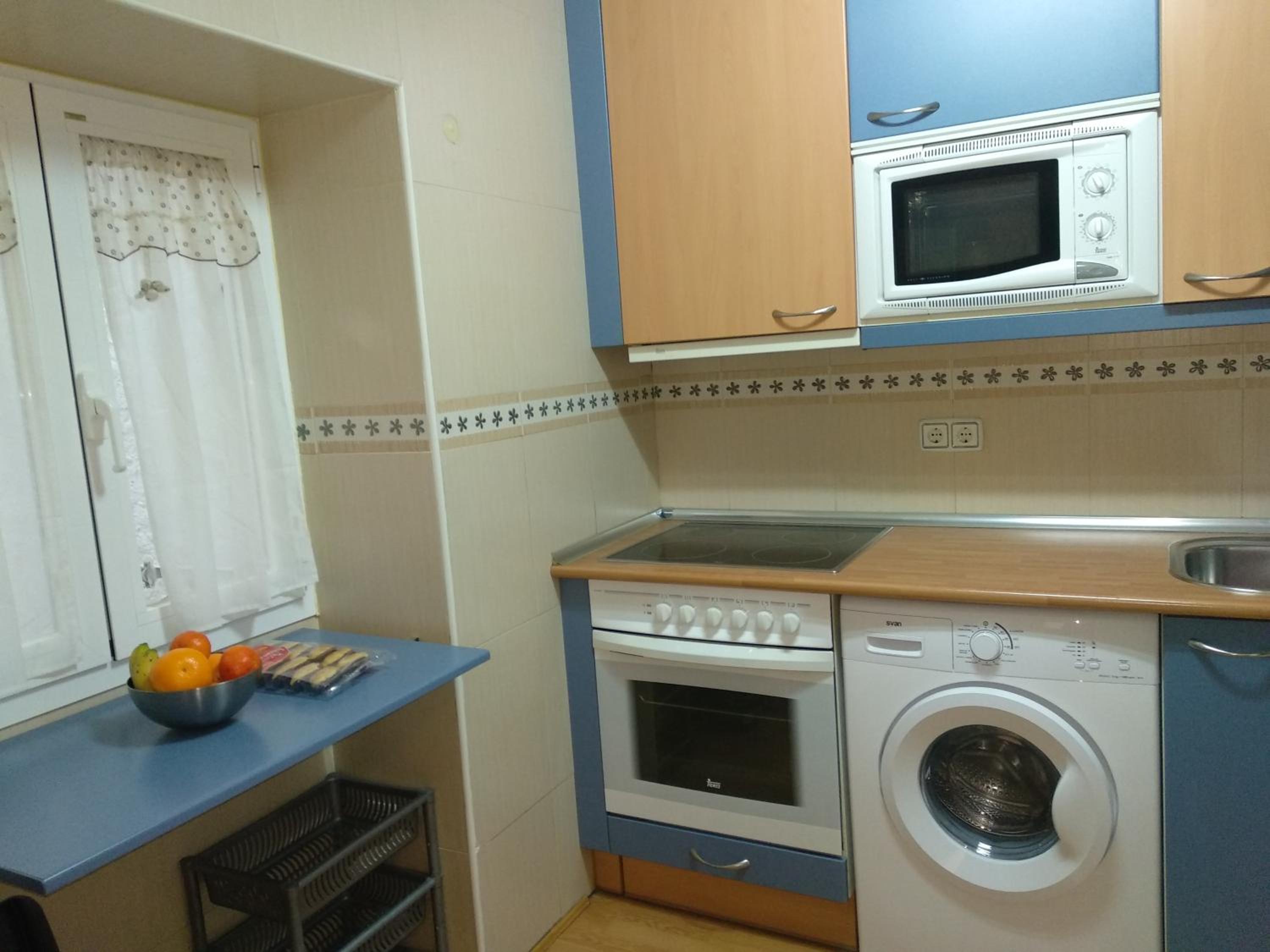 Two-Bedroom Apartment - Photo 5
