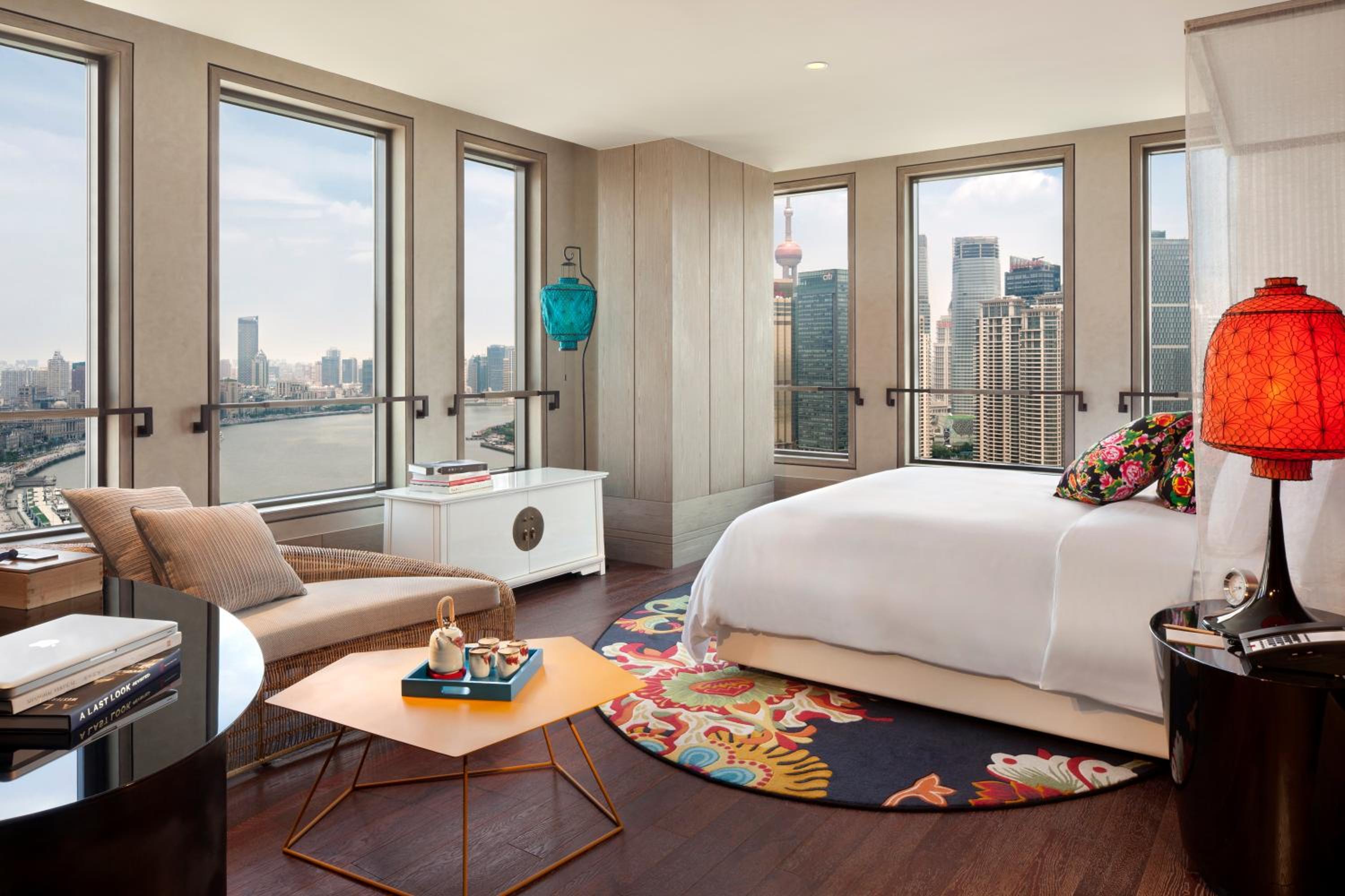 1 King Premium River View Separate Bath