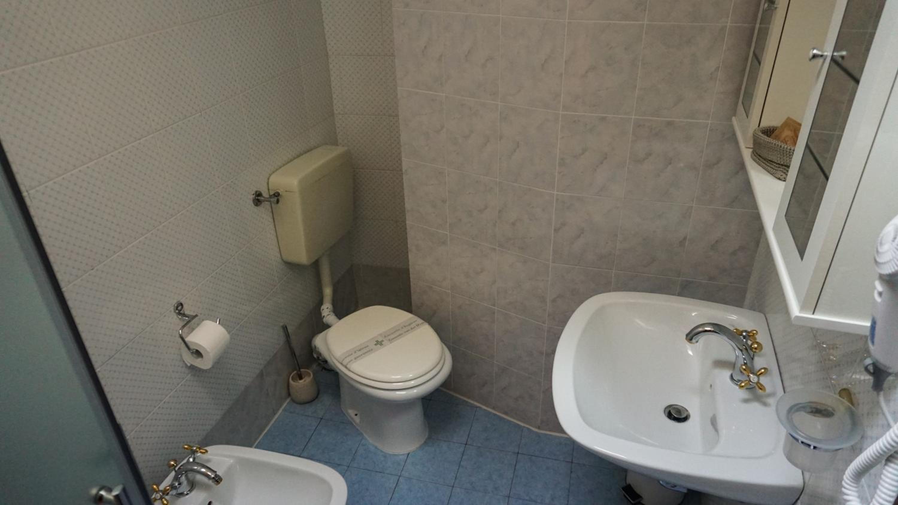 Suite - Photo 4