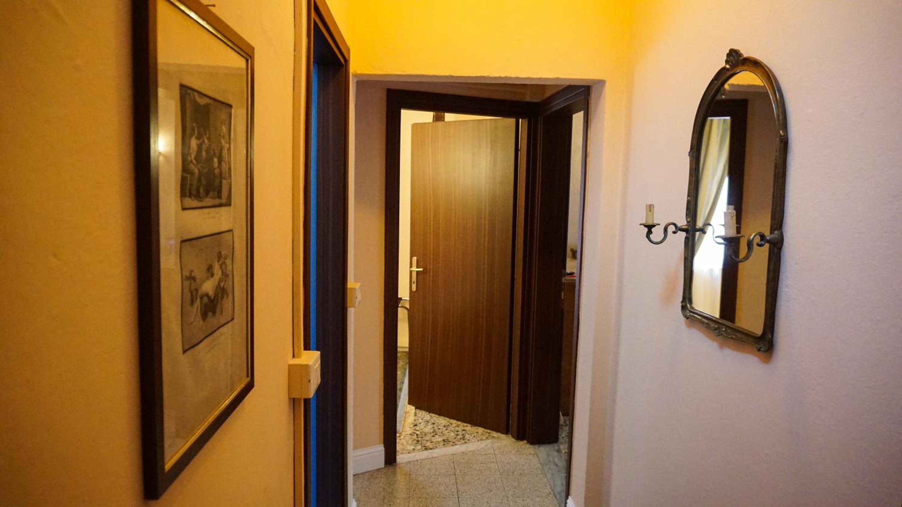 Suite - Photo 3