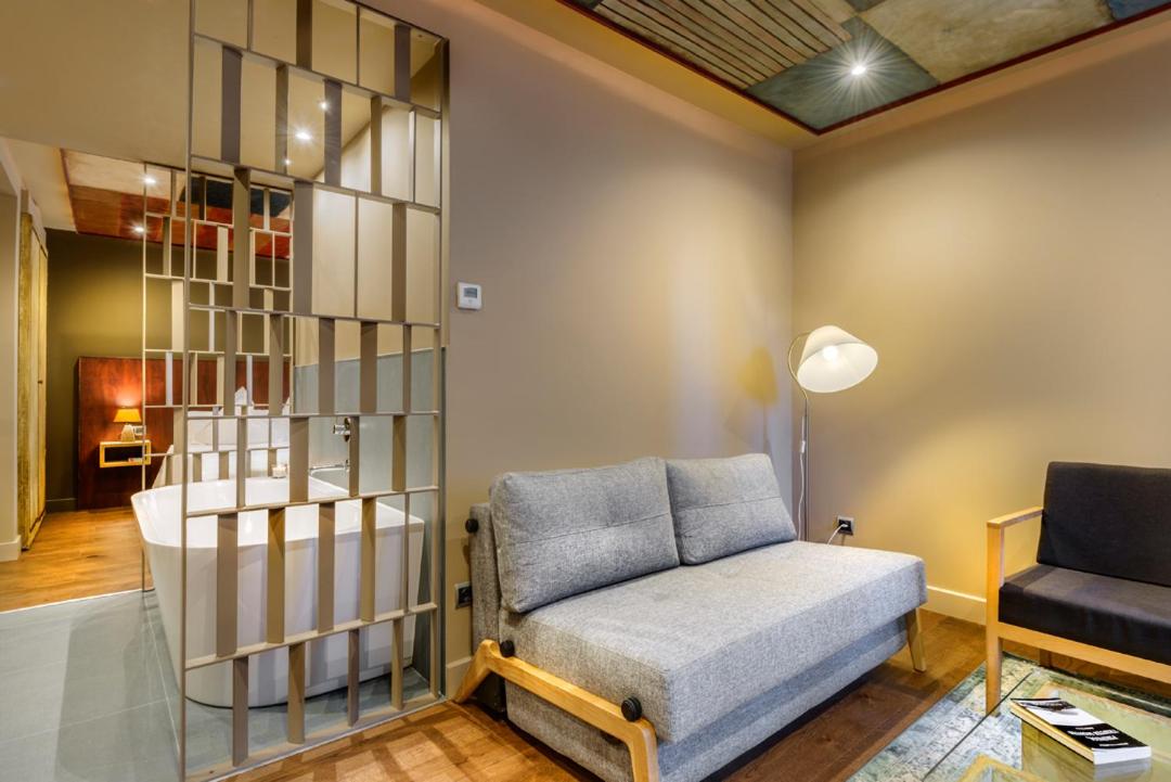 Large Double Room photo 3