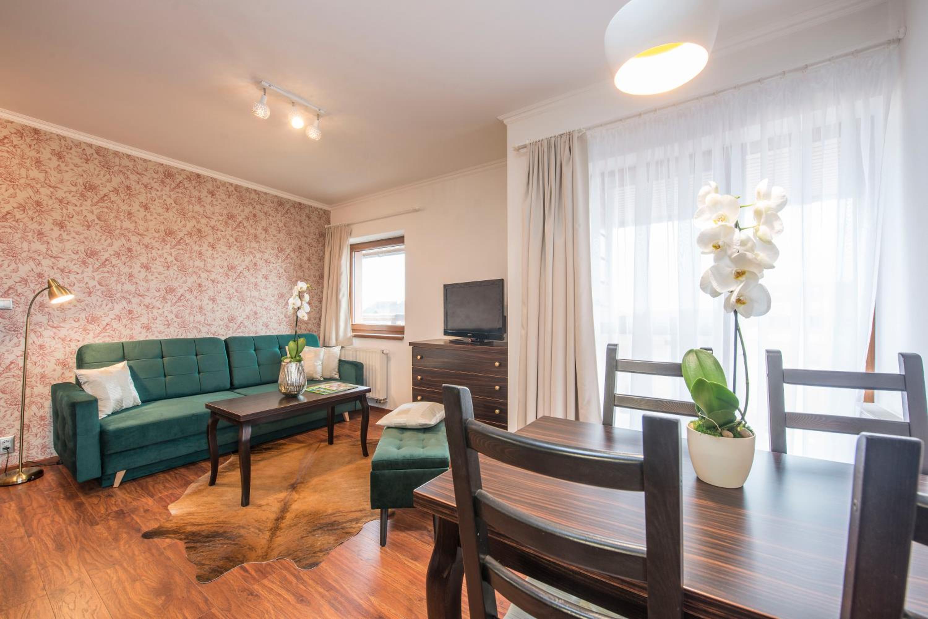 One-Bedroom Apartment with Terrace photo 1