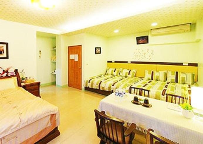 Family Suite (6 Adults) photo 1