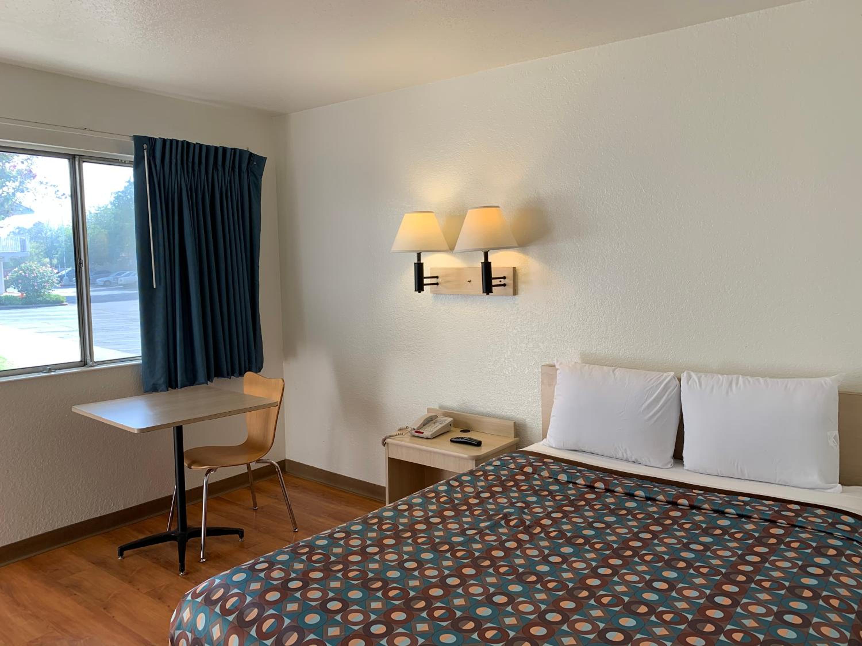 Standard Room photo 3