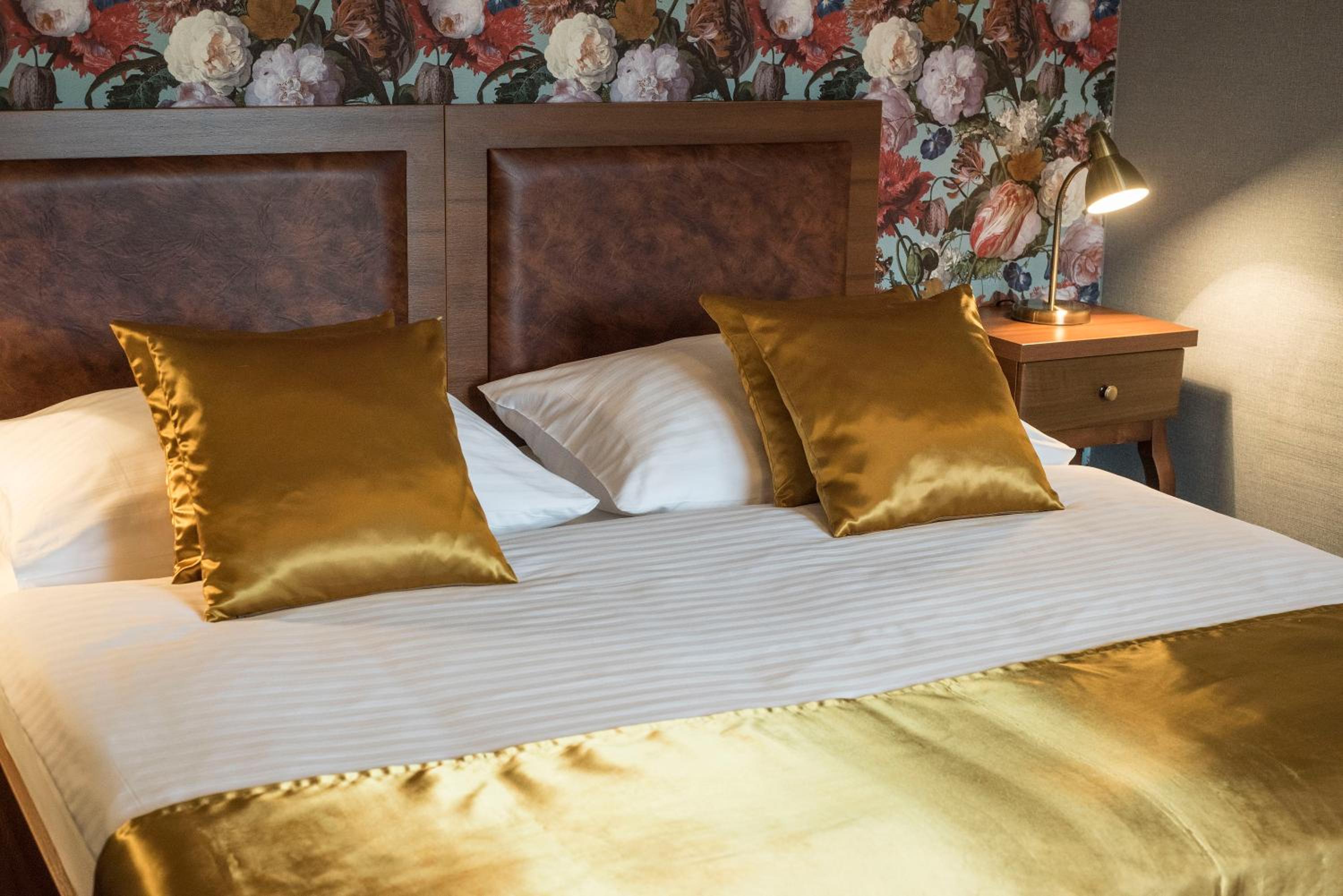 Deluxe Double or Twin Room with Mountain View photo 2