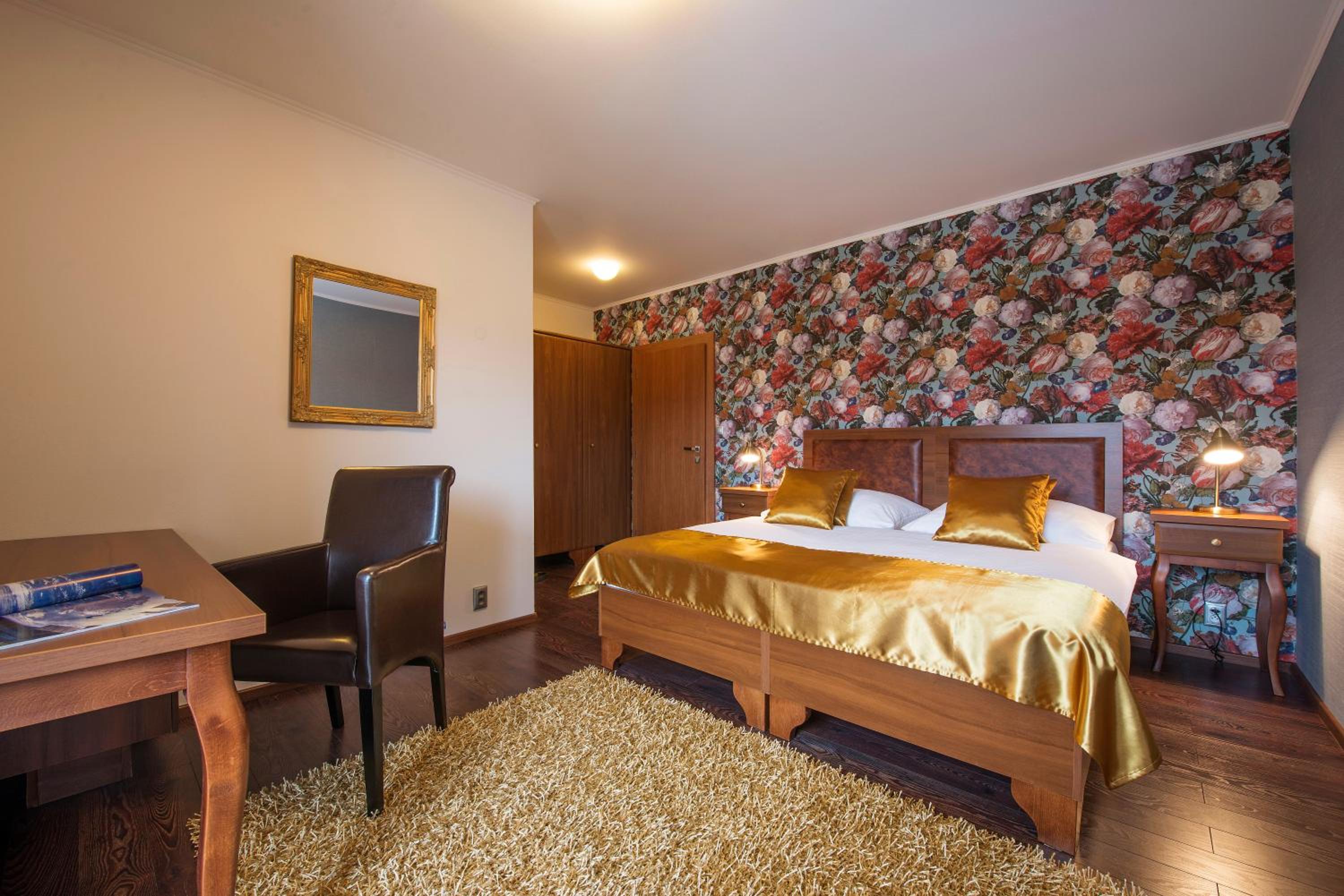Deluxe Double or Twin Room with Mountain View photo 1