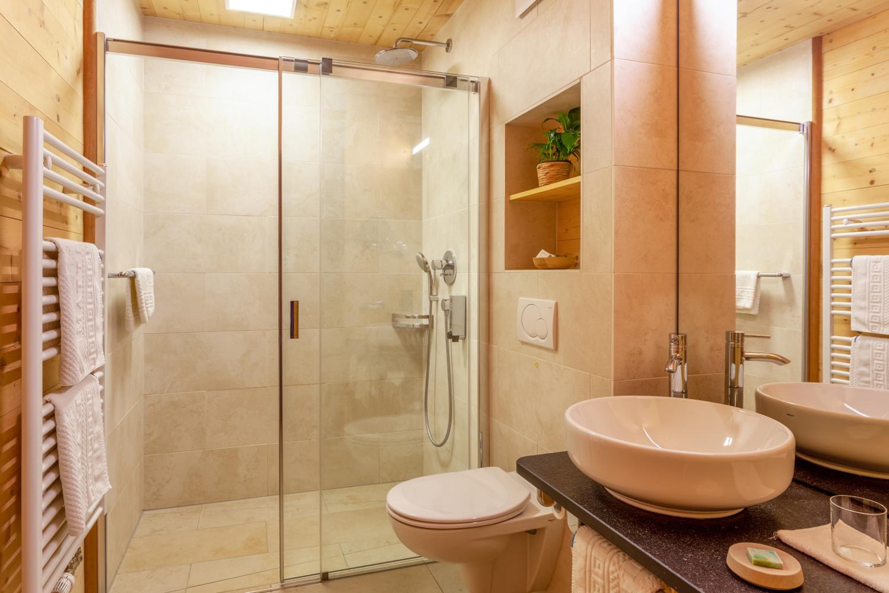 Two-Bedroom Apartment - Photo 4