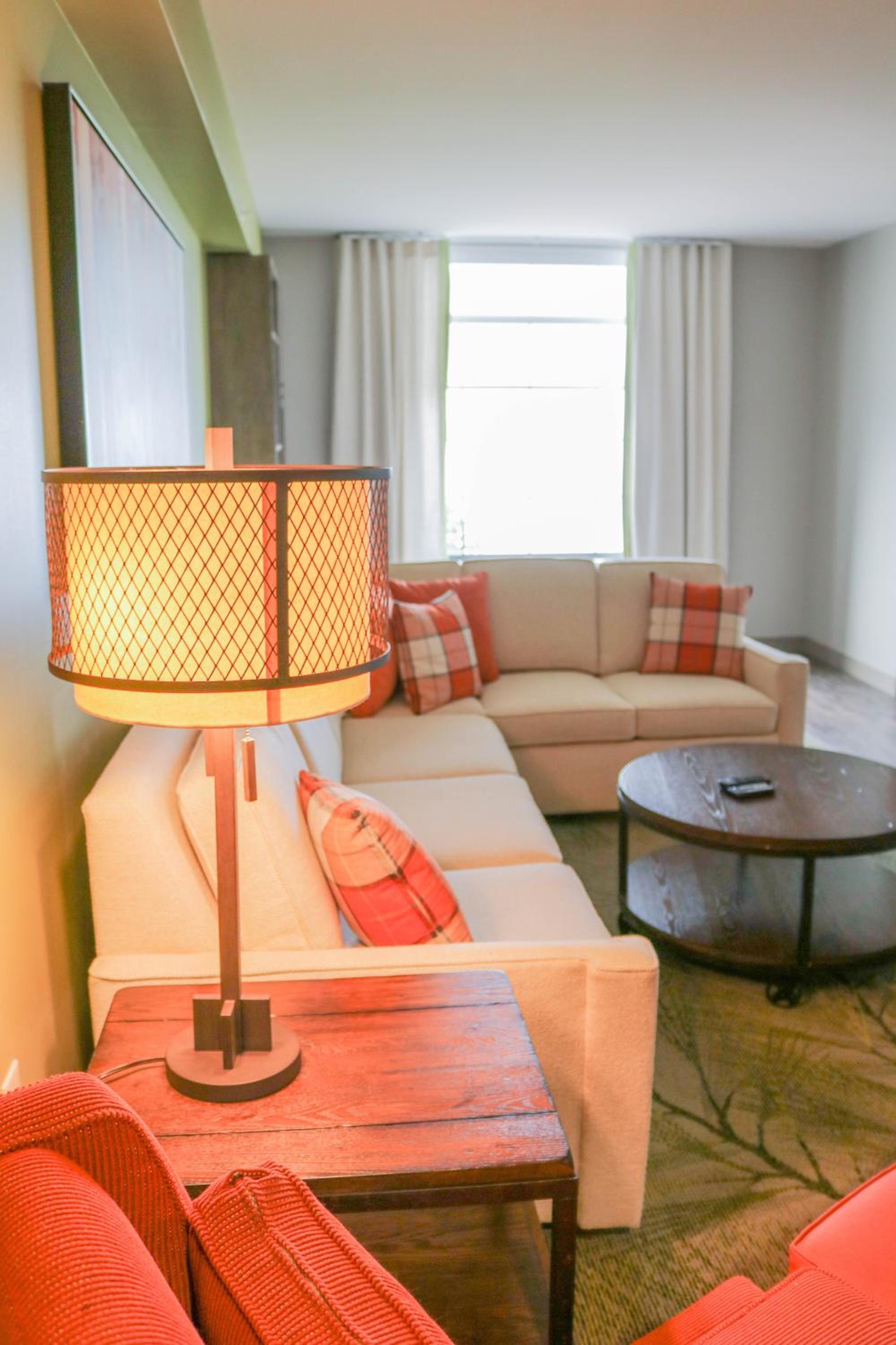Queen Suite with Two Queen Beds - Mobility Accessible with Tub photo 2