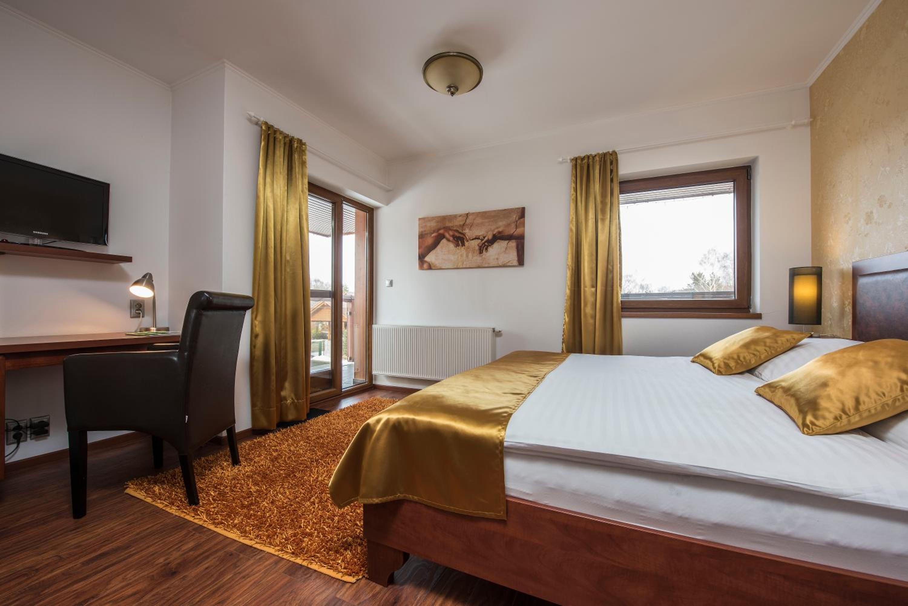 Deluxe Double or Twin Room with Mountain View photo 1