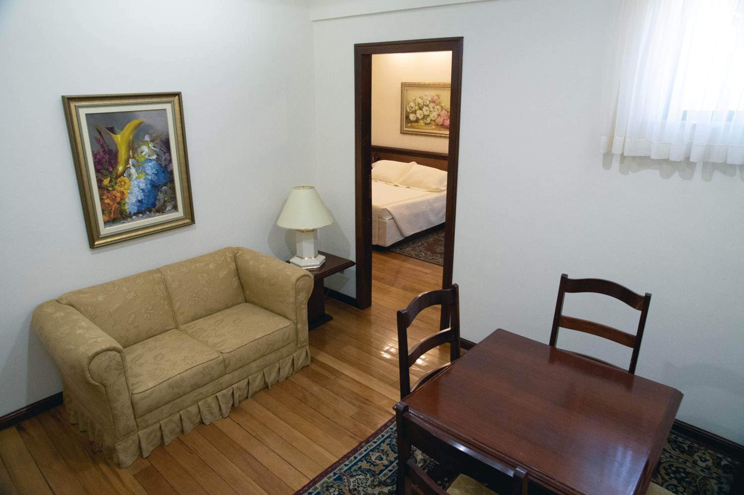 Suite with Hot Tub