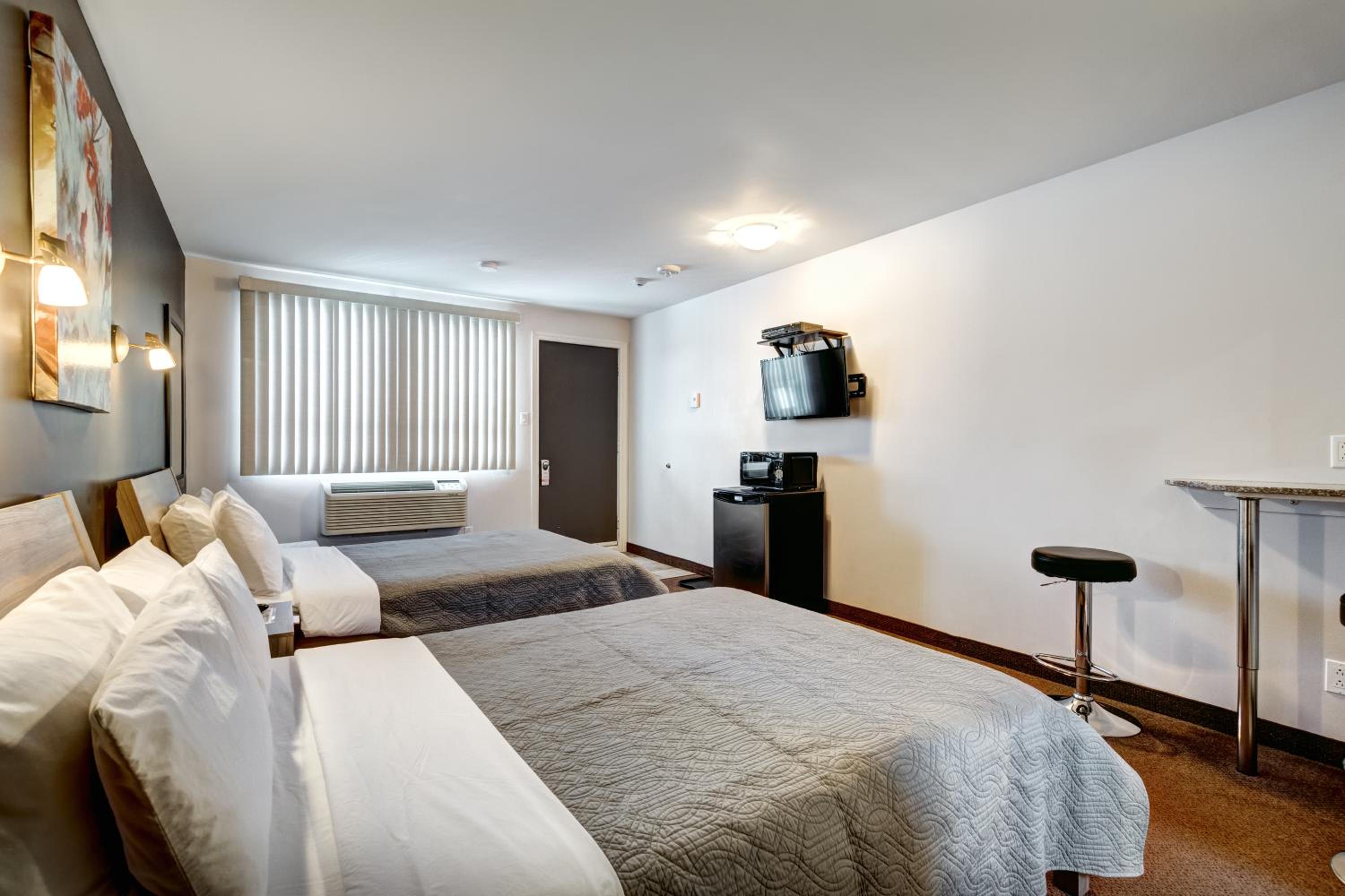 Double Room with Two Double Beds