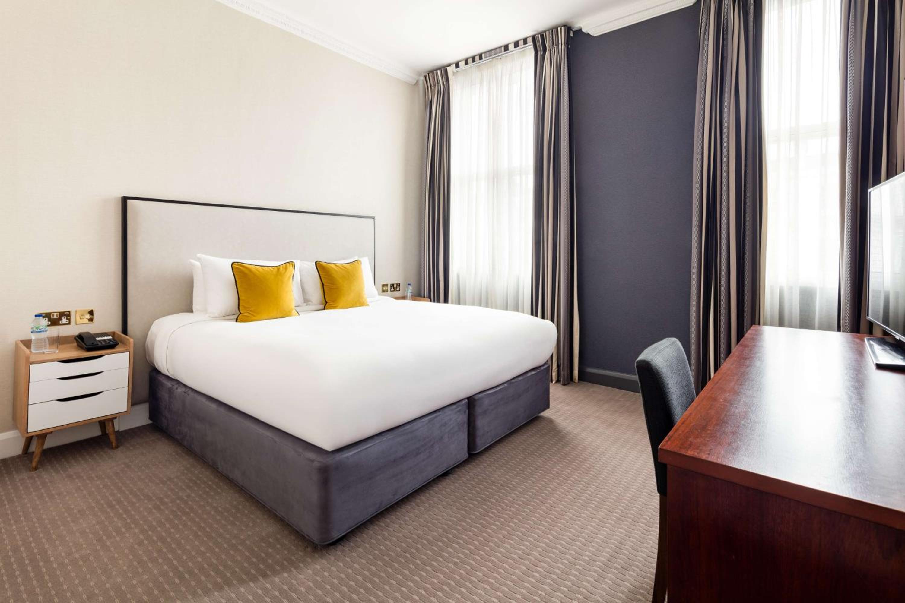 Standard Room photo 1