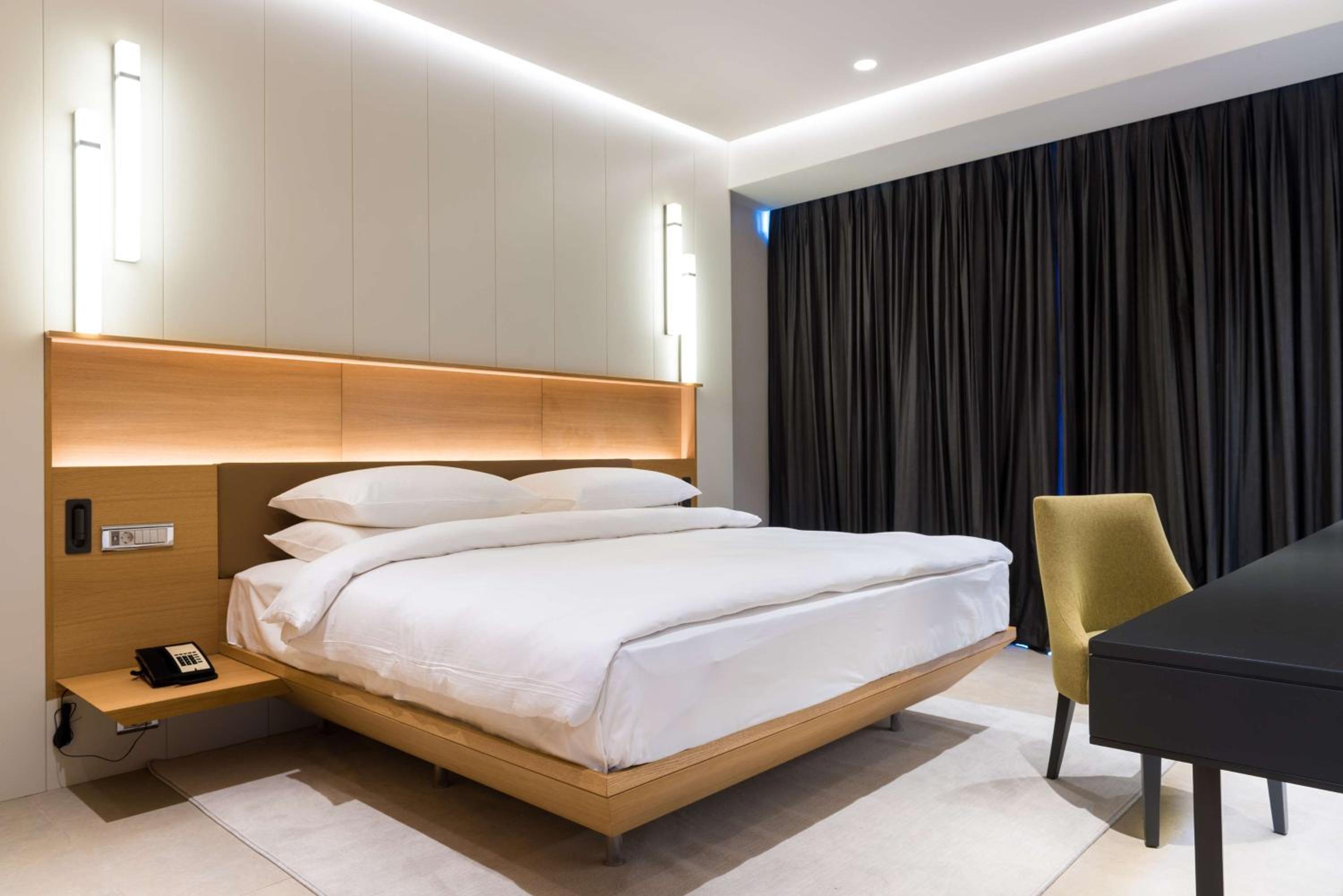 Suite With Balcony And Whirlpool