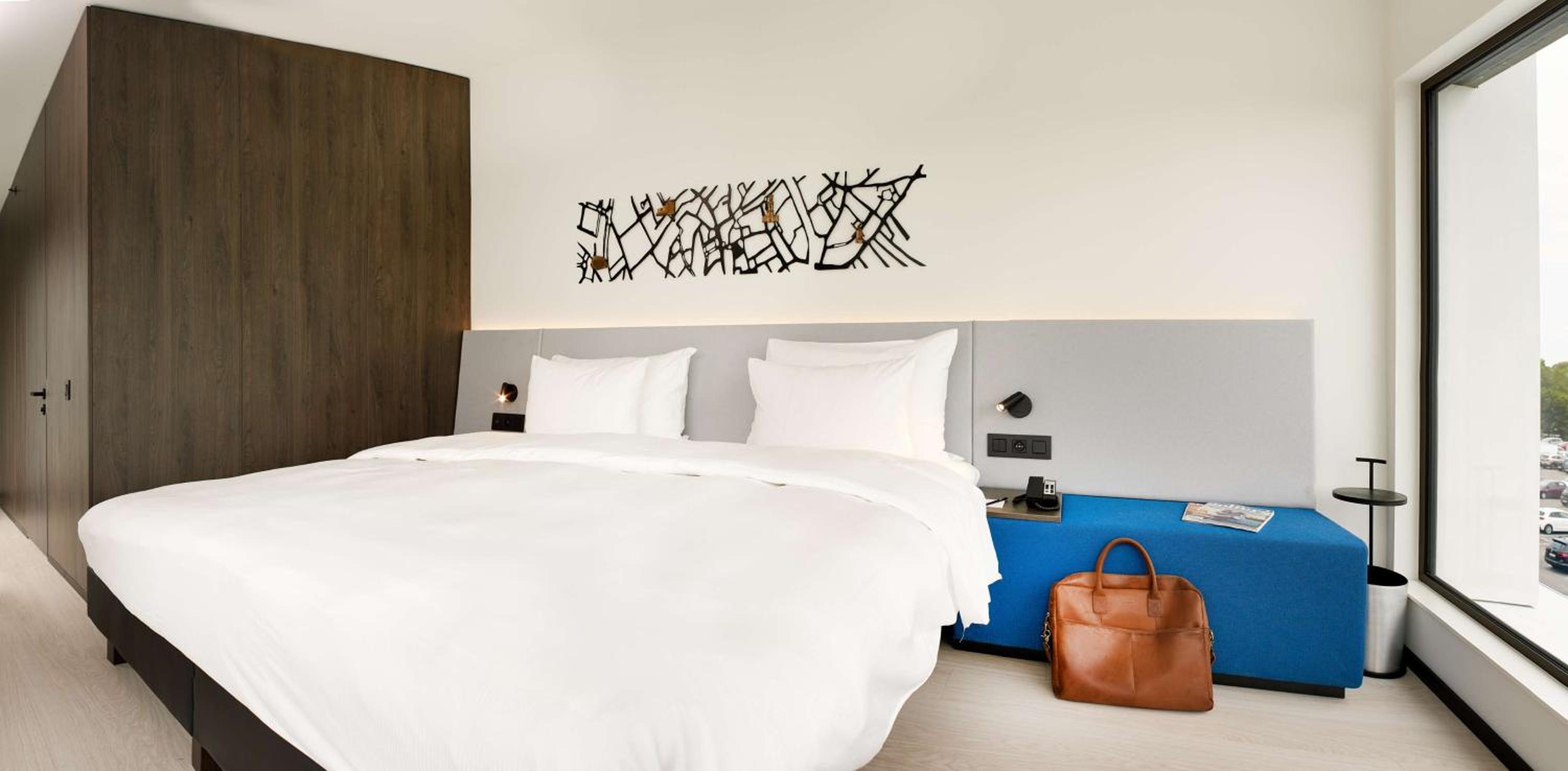 Premium Room thumbnail 6