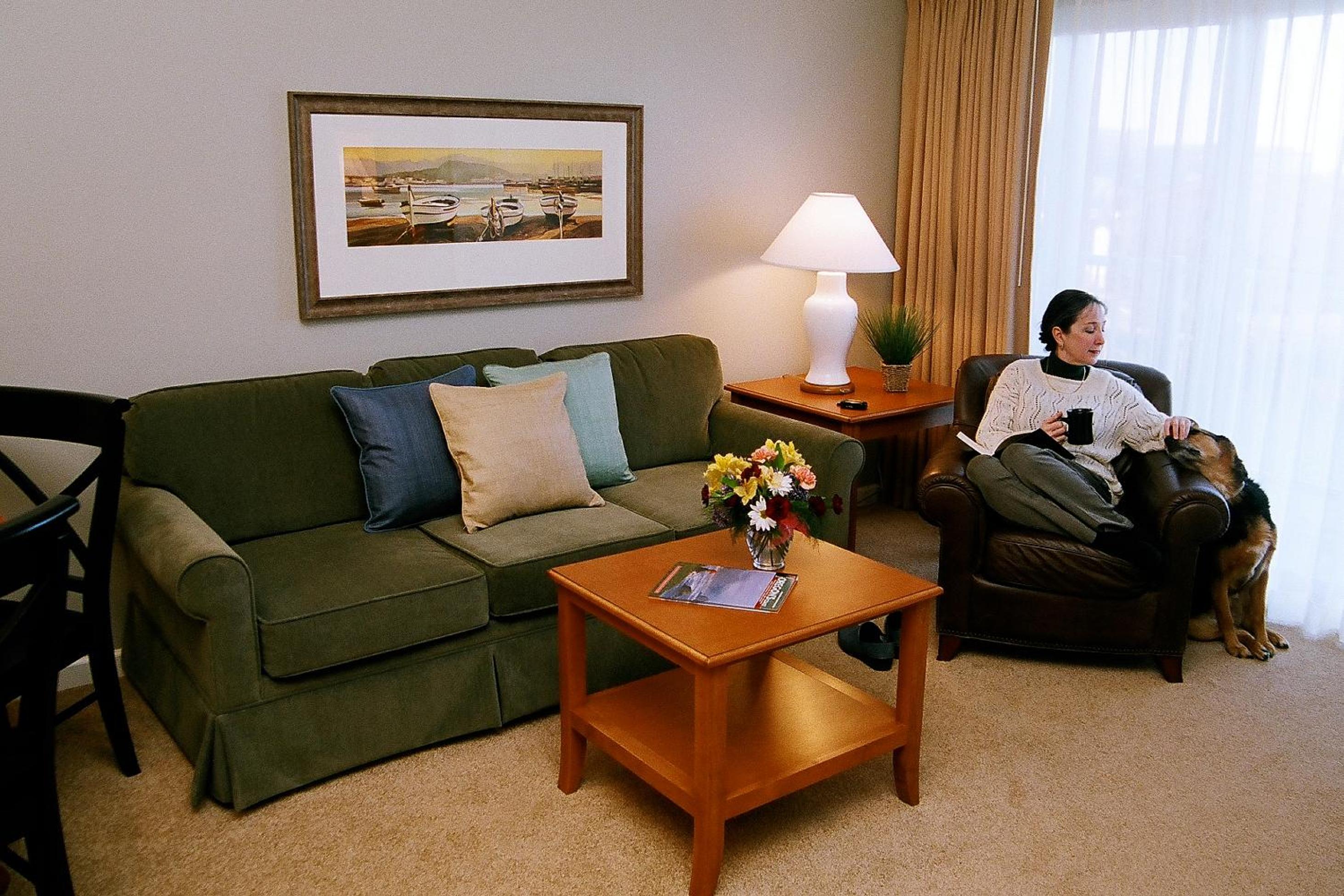 One-Bedroom Suite photo 2