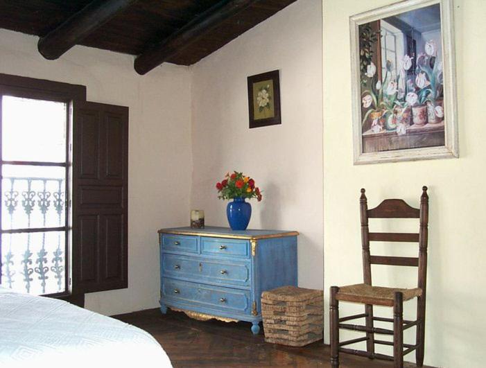 Double or Twin Room - Photo 1