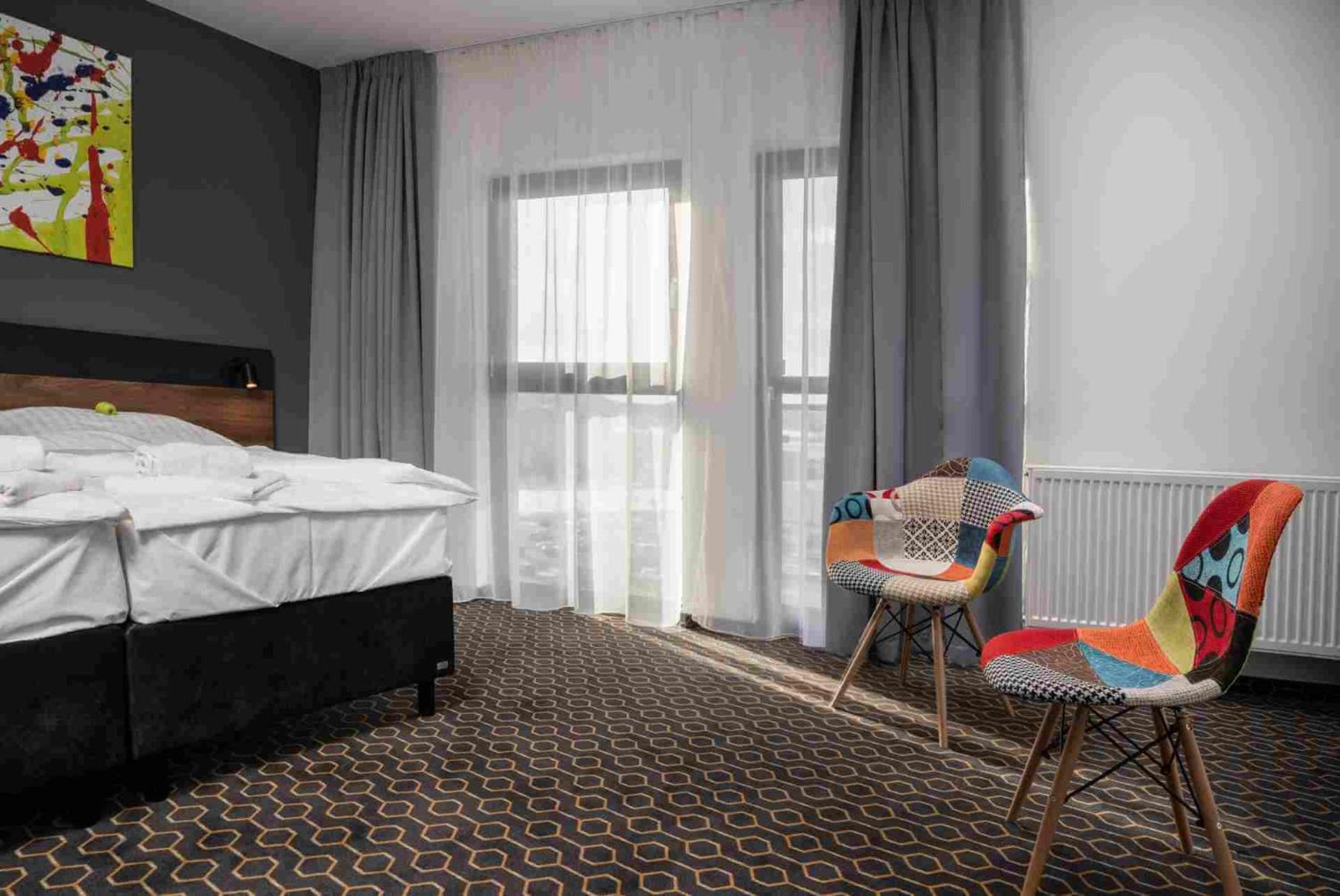 Deluxe Double or Twin Room with Mountain View - Photo 7