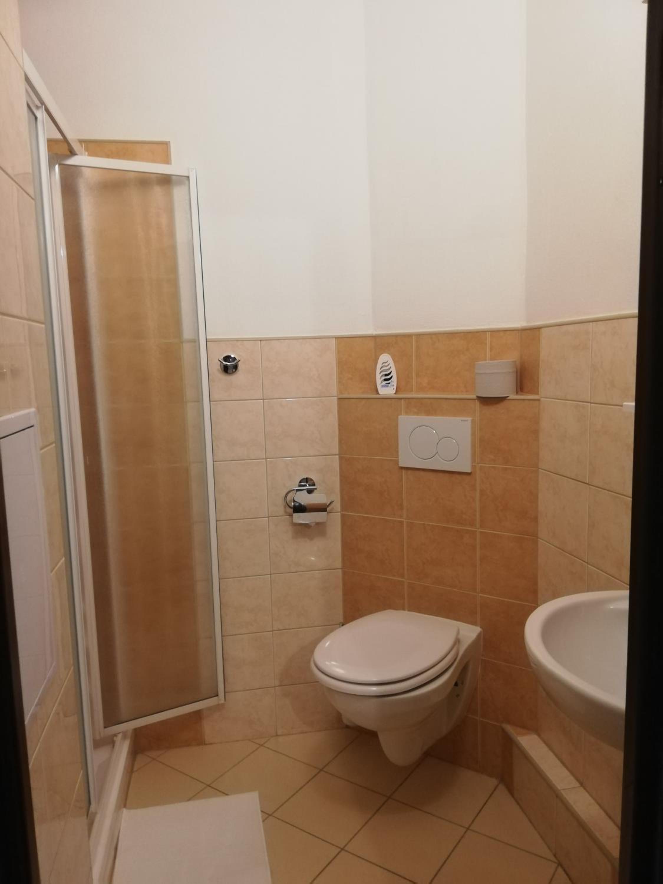 Standard Double Room photo 3