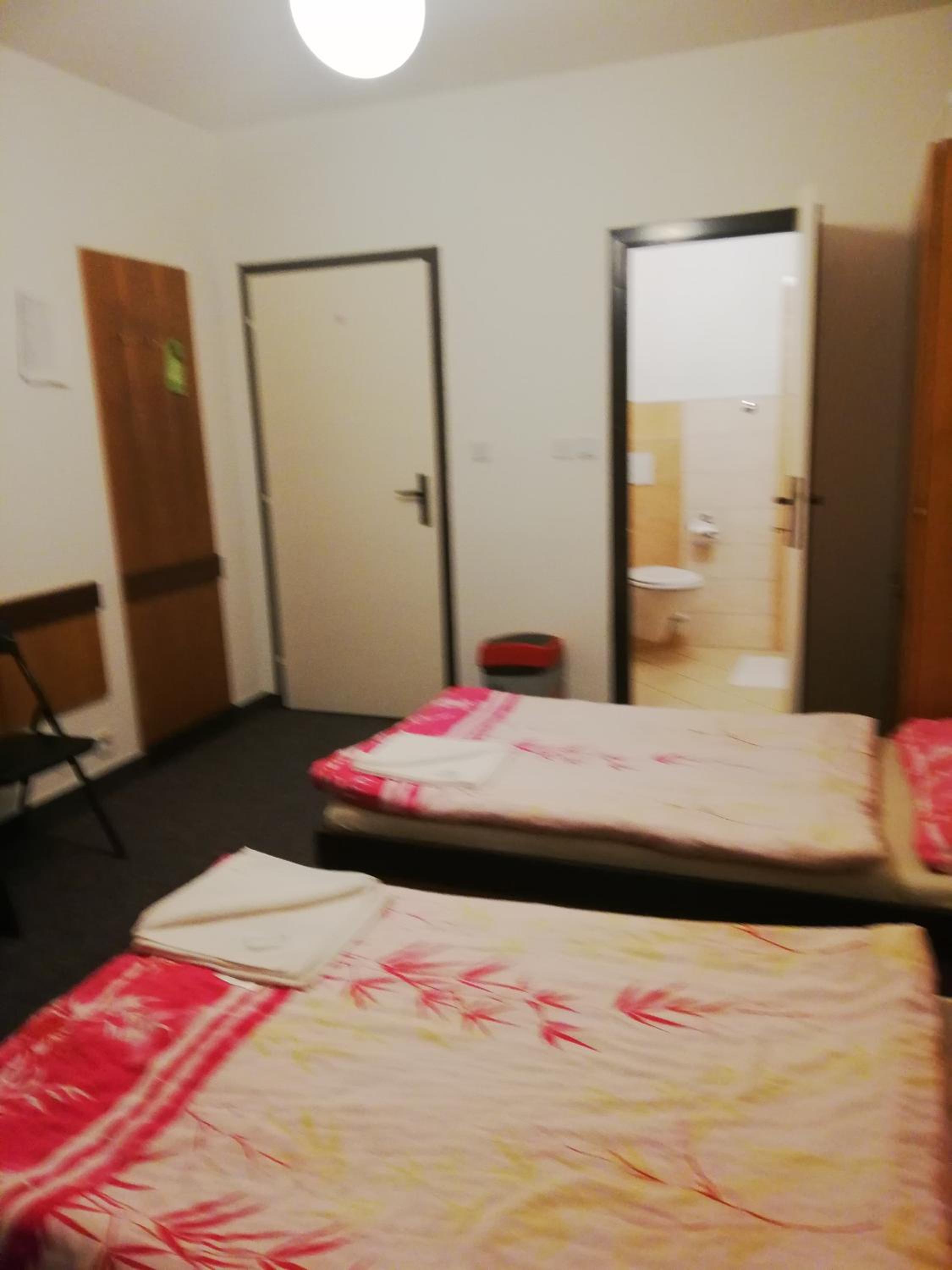 Economy Twin Room