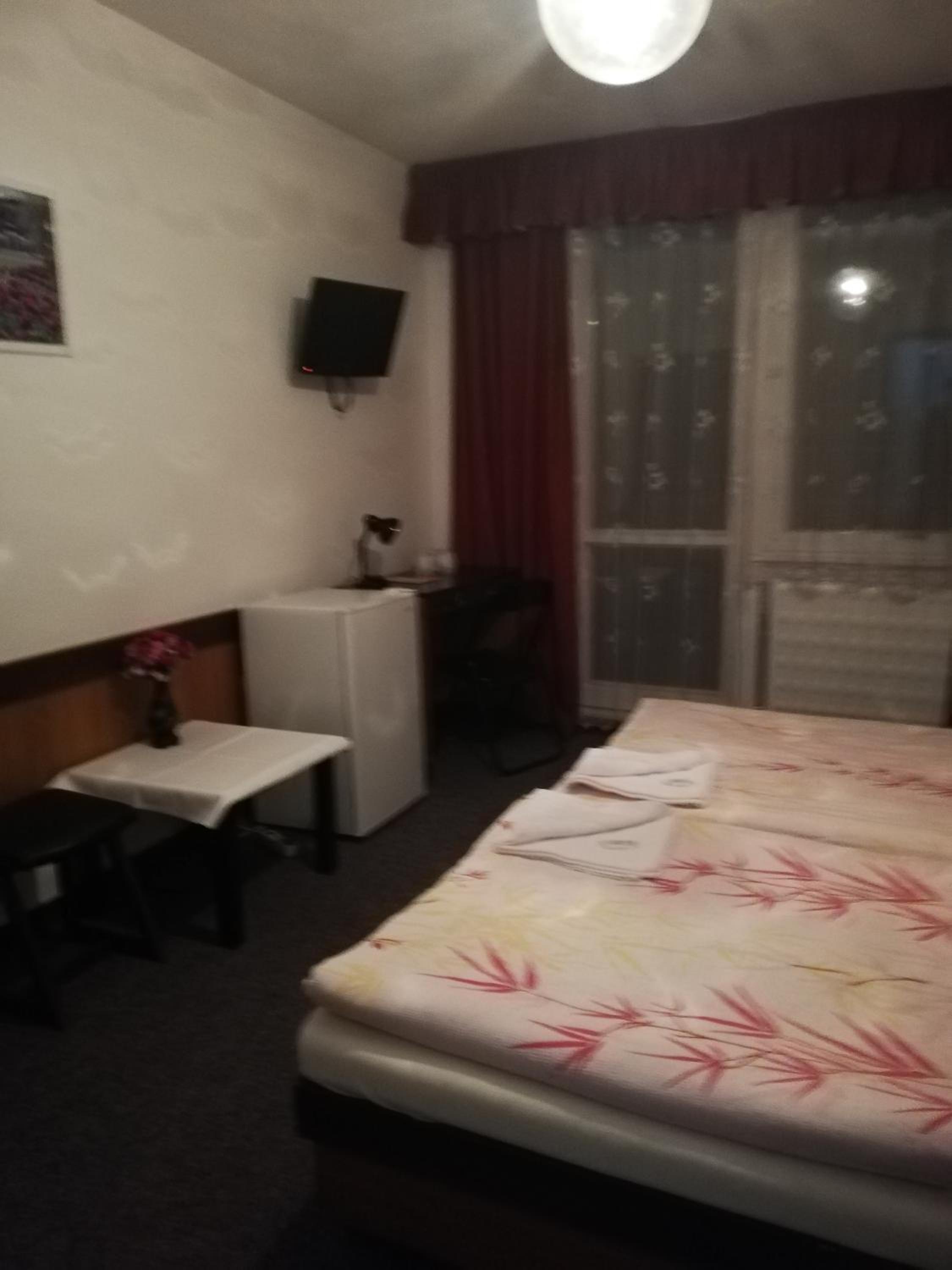 Economy Double Room photo 2