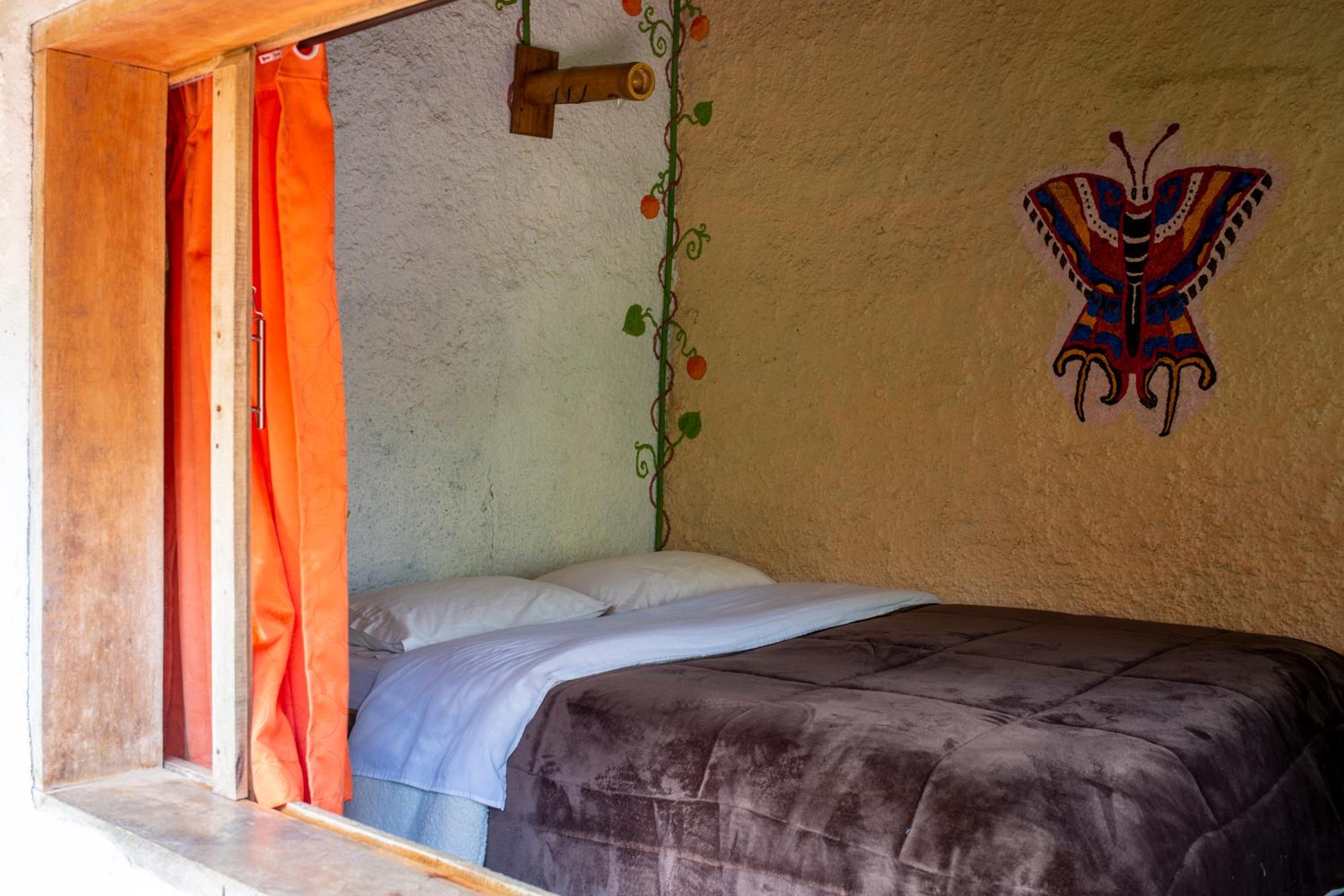 Standard Double Room with Shared Bathroom photo 3
