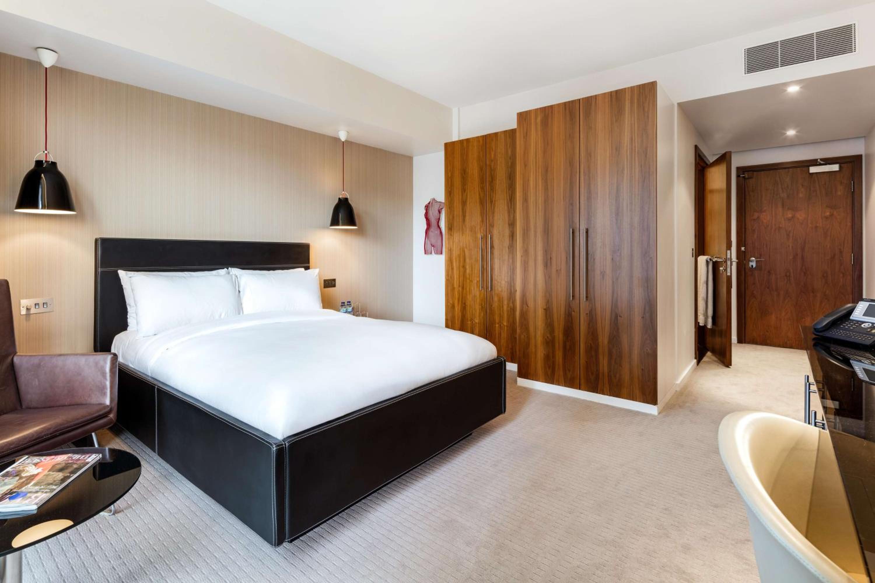 Superior King or Twin Room photo 1