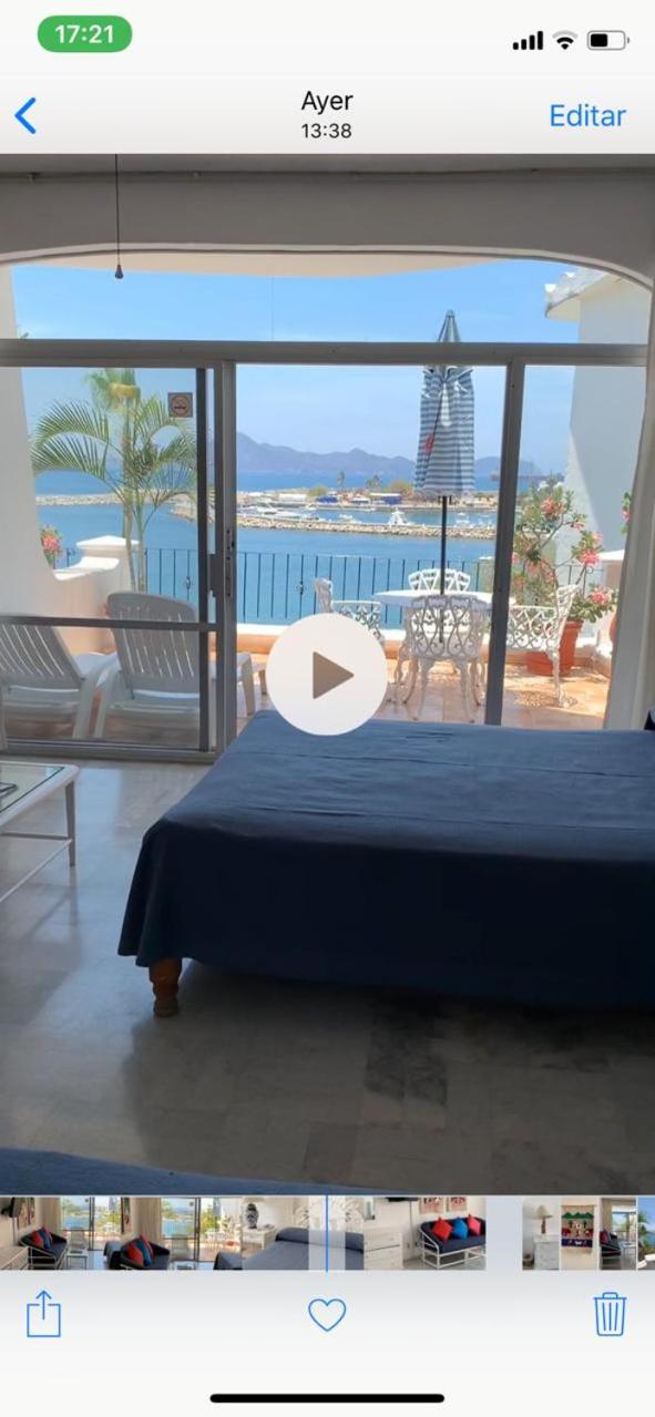 Deluxe Twin Room with Sea View - Photo 3