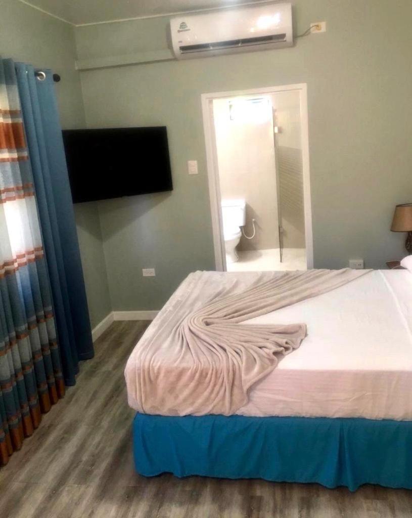 Studio Apartment with Sea View photo 3