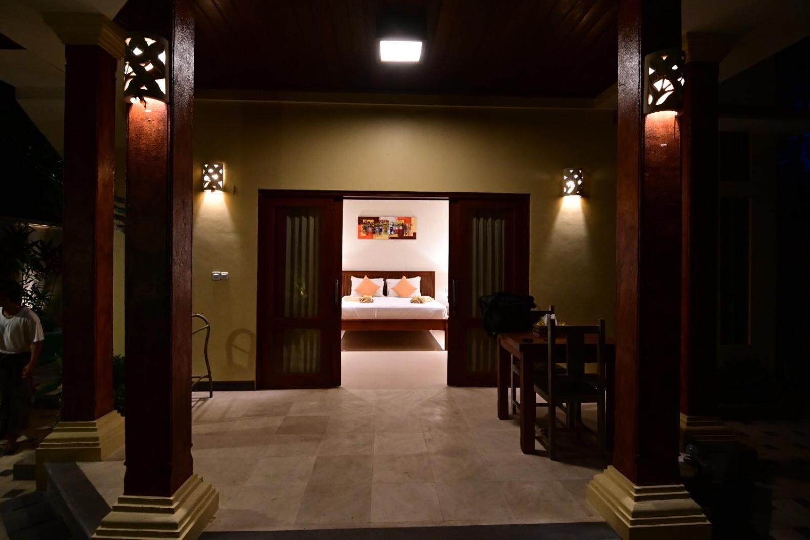 Villa with Private Pool - Photo 65