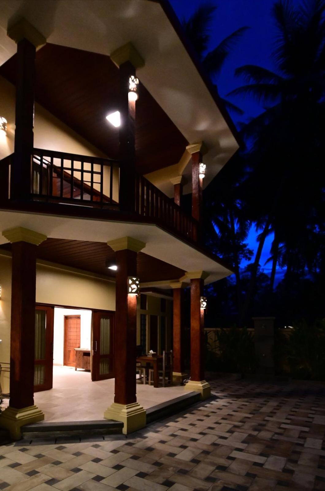 Villa with Private Pool - Photo 63