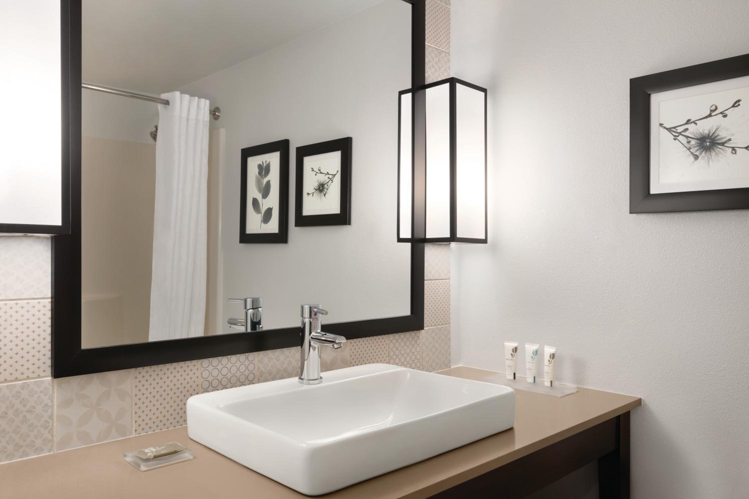 Country Inn & Suites by Radisson, Orlando Airport, FL, Photo 3