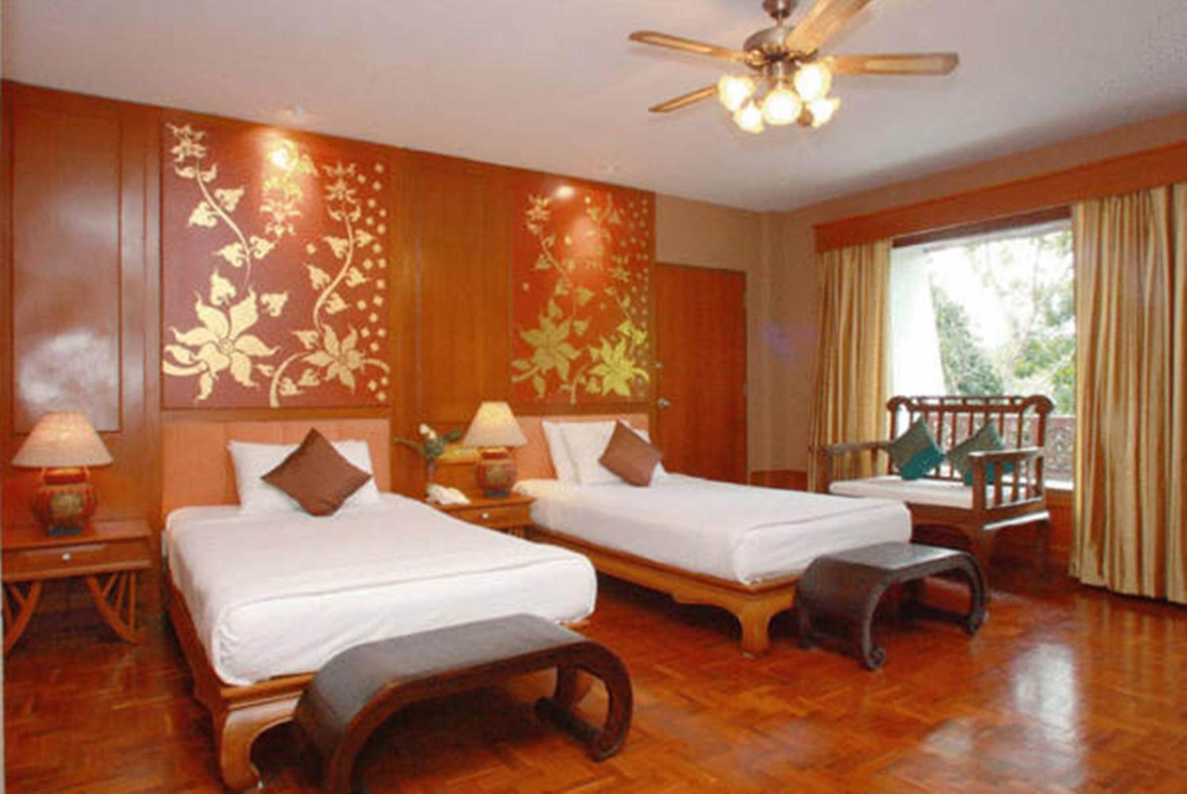 Deluxe Double or Twin Room photo 3