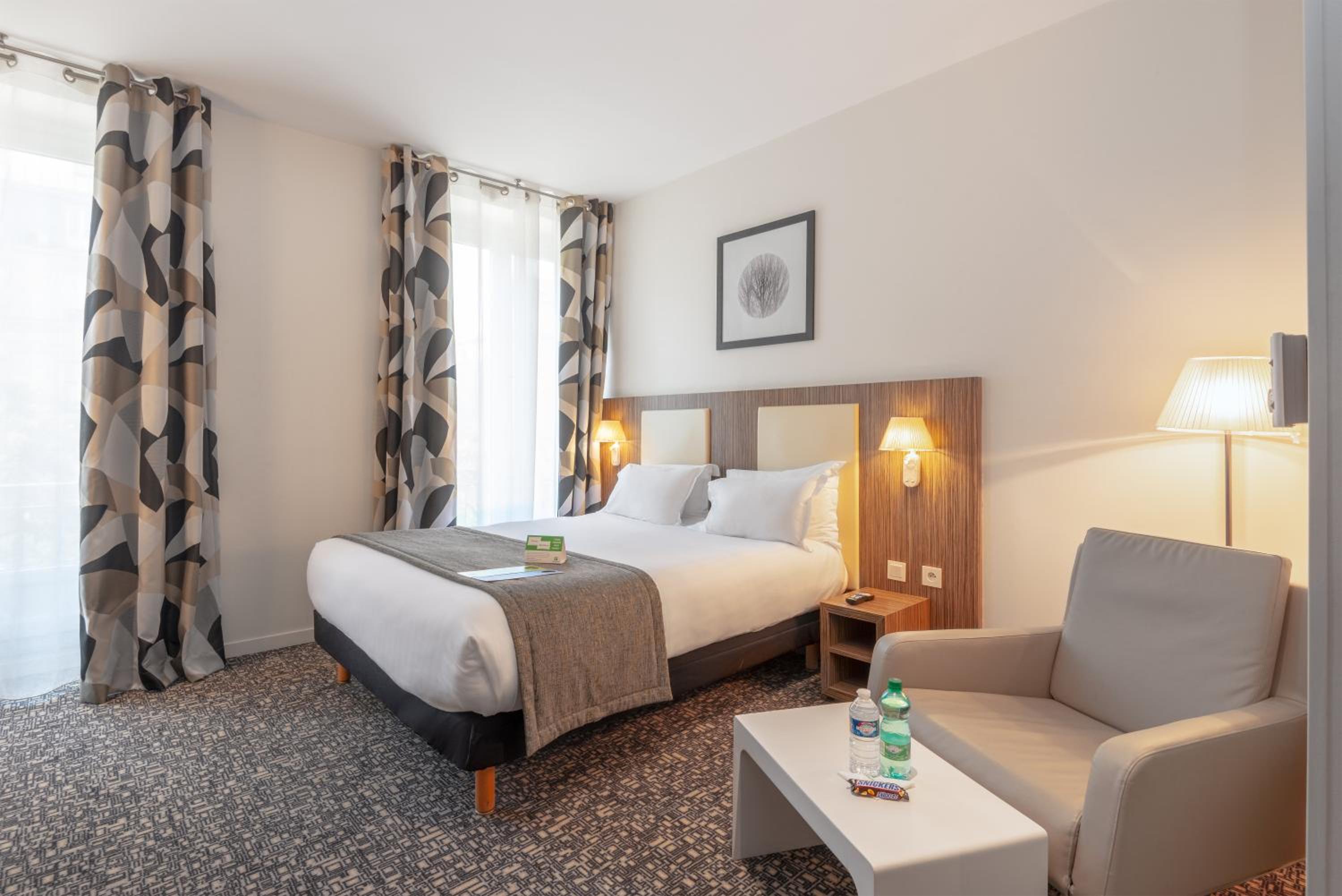 Queen Suite
