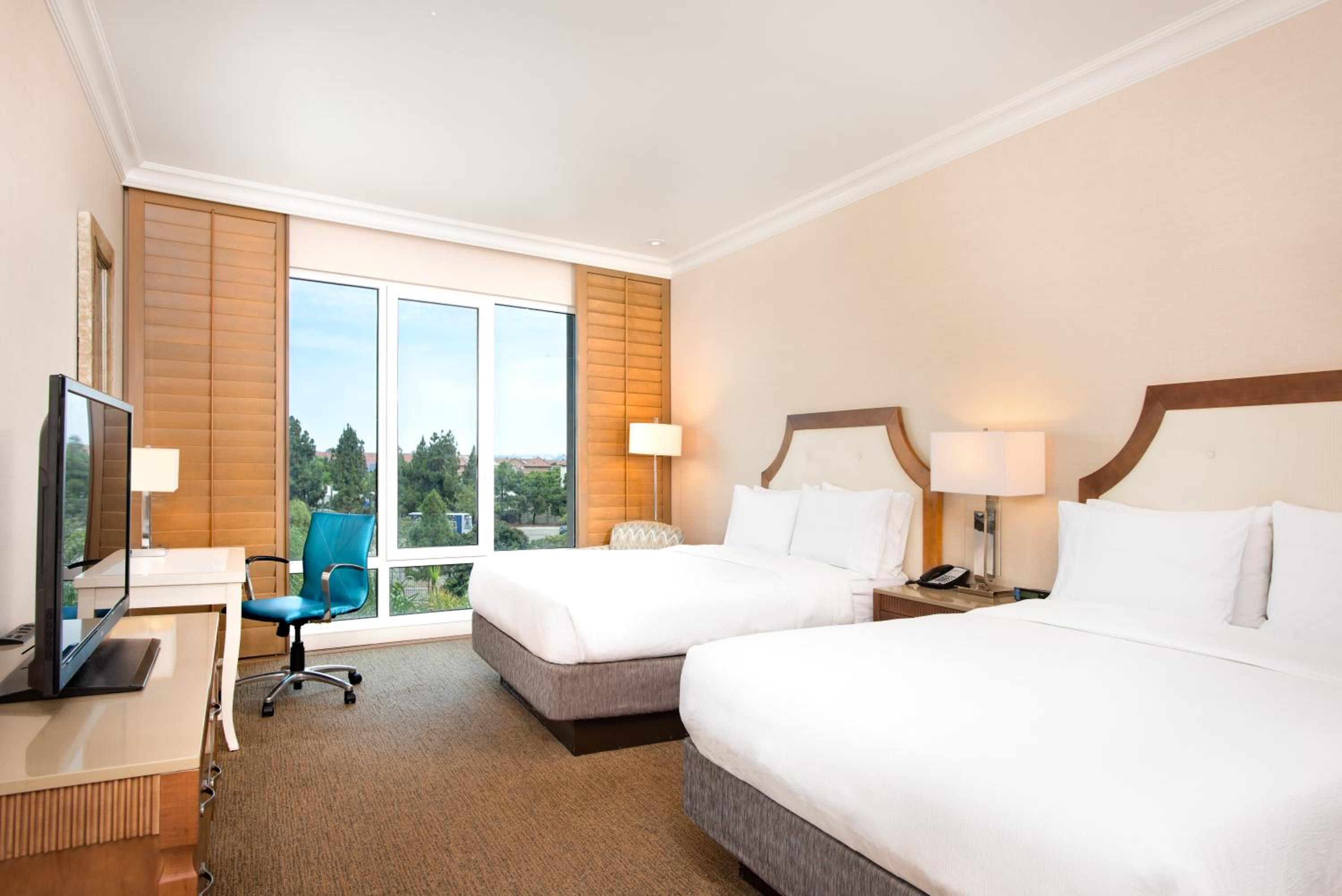 2 Queen Beds Premium Main Building - Photo 7